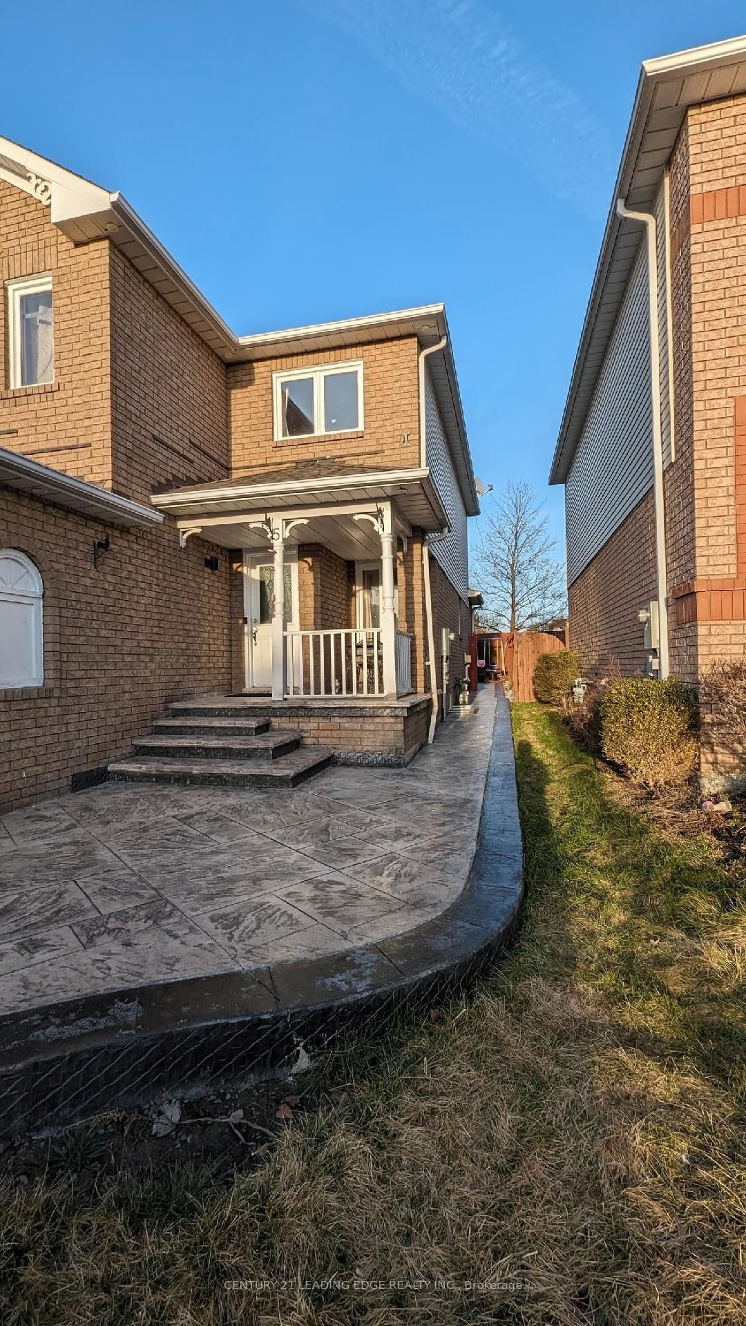 5 Vintage Drive Basement, Whitby, ON L1R 2M7
