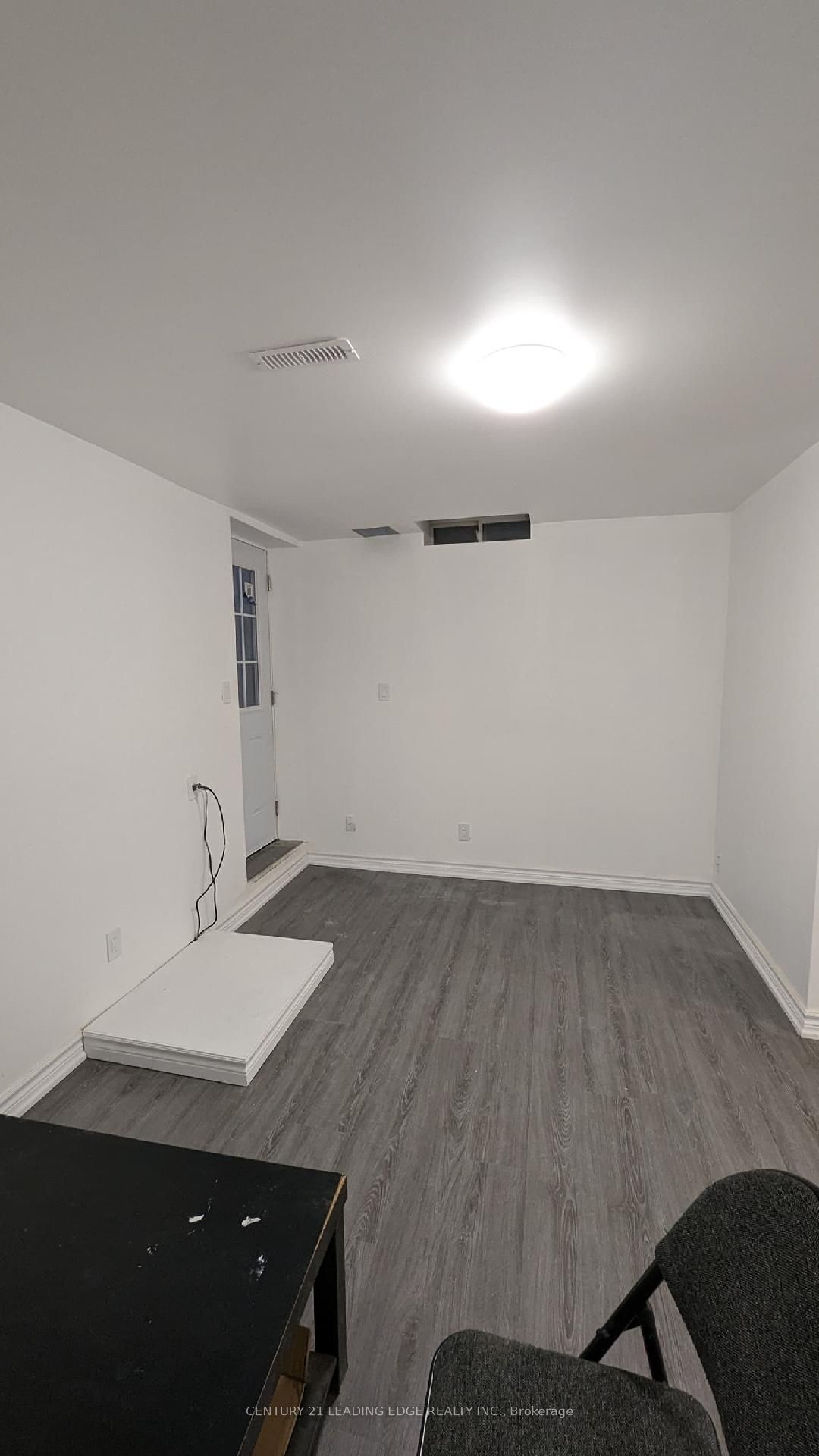 5 Vintage Drive Basement, Whitby, ON L1R 2M7 photo 5