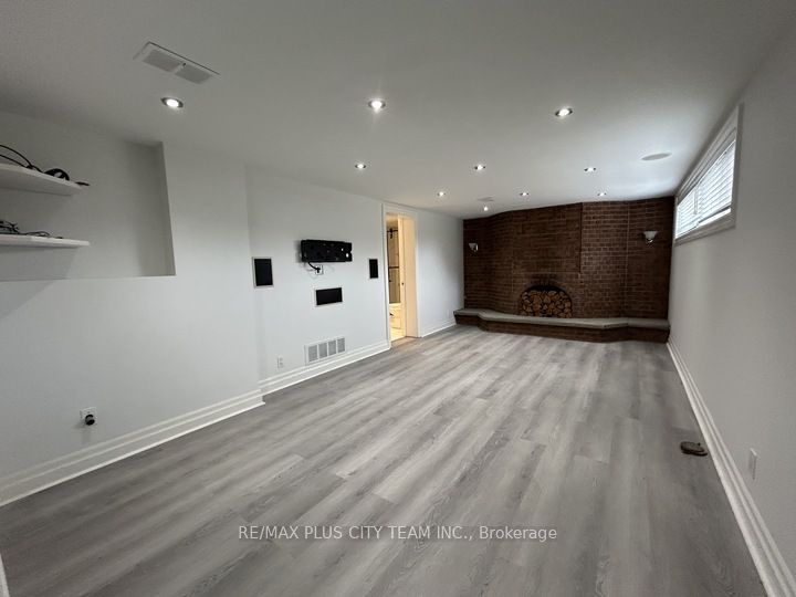 223 Warden Wilson Avenue Bsmt, Whitby, ON L1N 5L2 photo 3