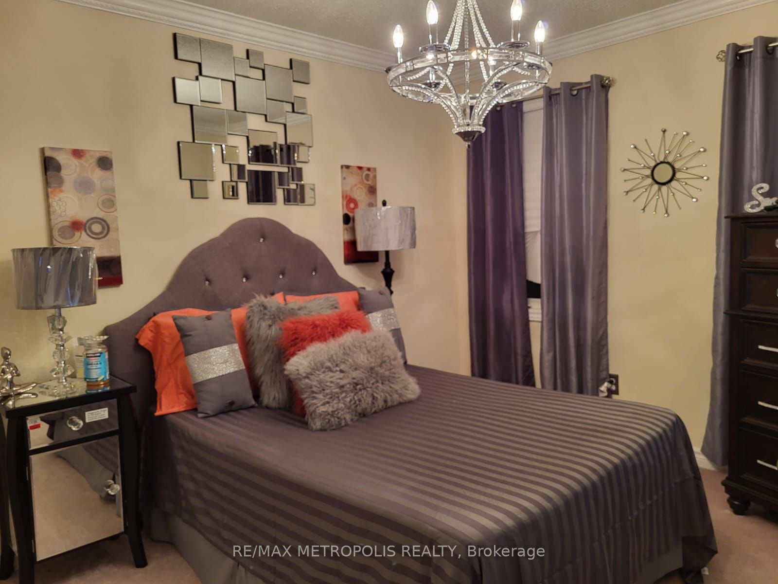2757 William Jackson Drive 2nd Bedroom, Pickering, ON L1X 0C1
