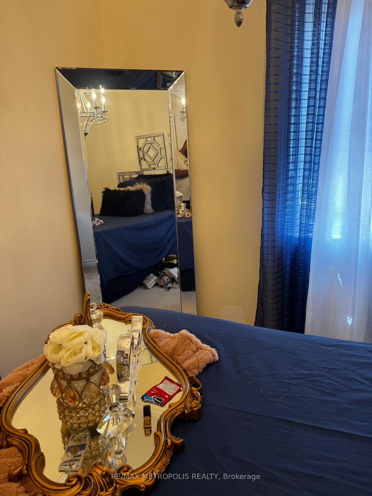 2757 William Jackson Drive 2nd Bedroom, Pickering, ON L1X 0C1 photo 4