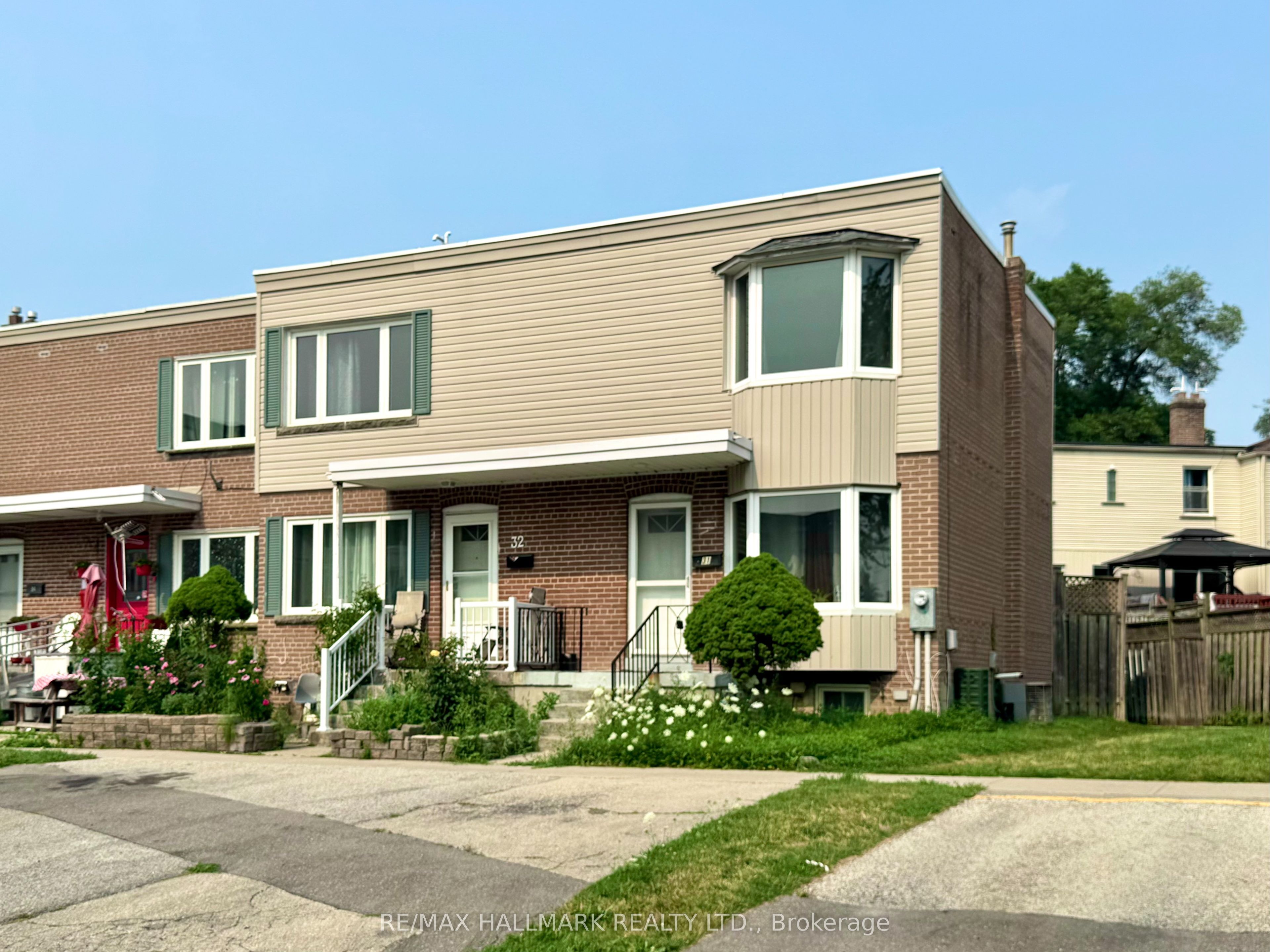 740 Kennedy Road 31, Toronto, ON M1K 2C5 photo 2