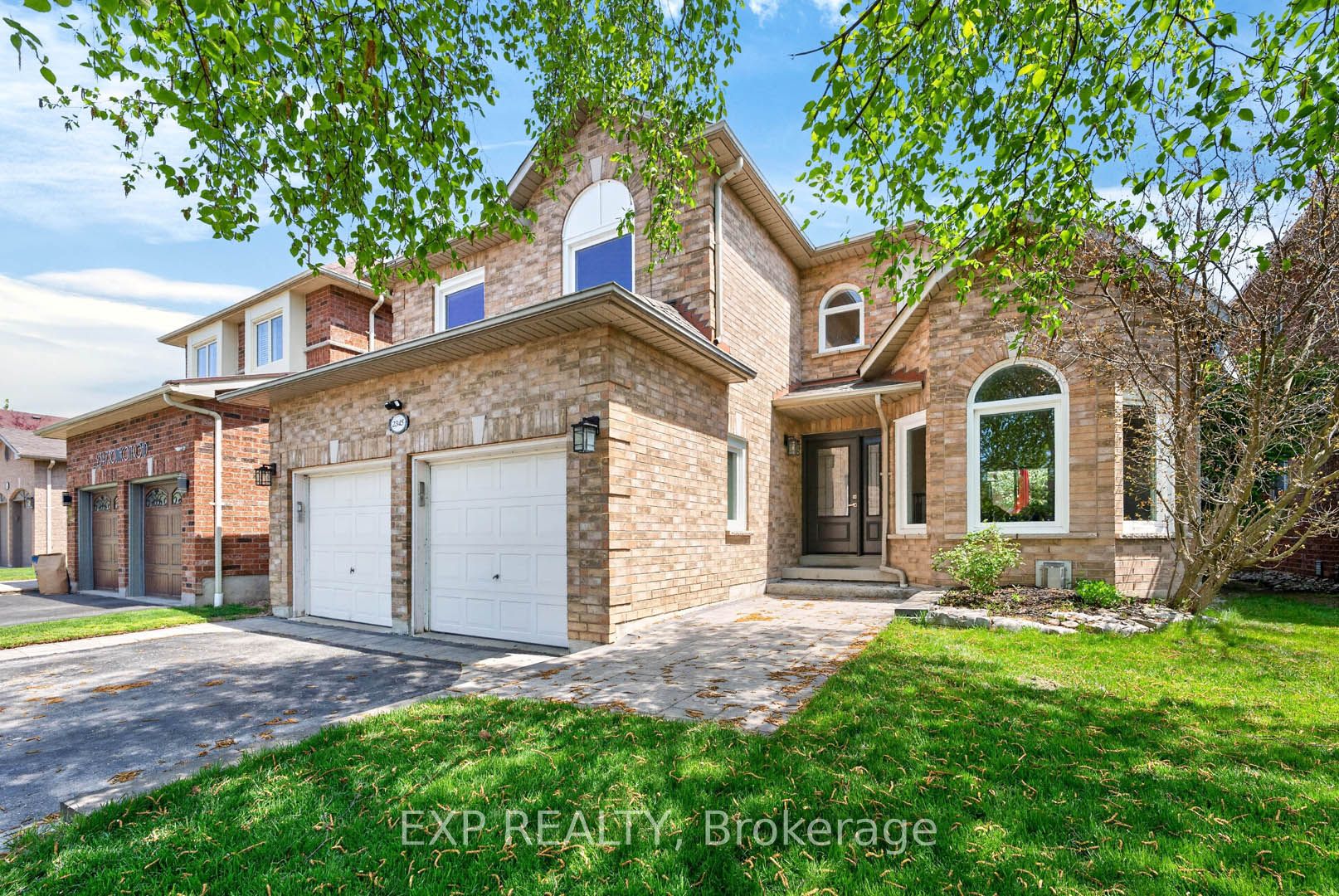 2345 Southcott Road, Pickering, ON L1X 2S9 photo 2