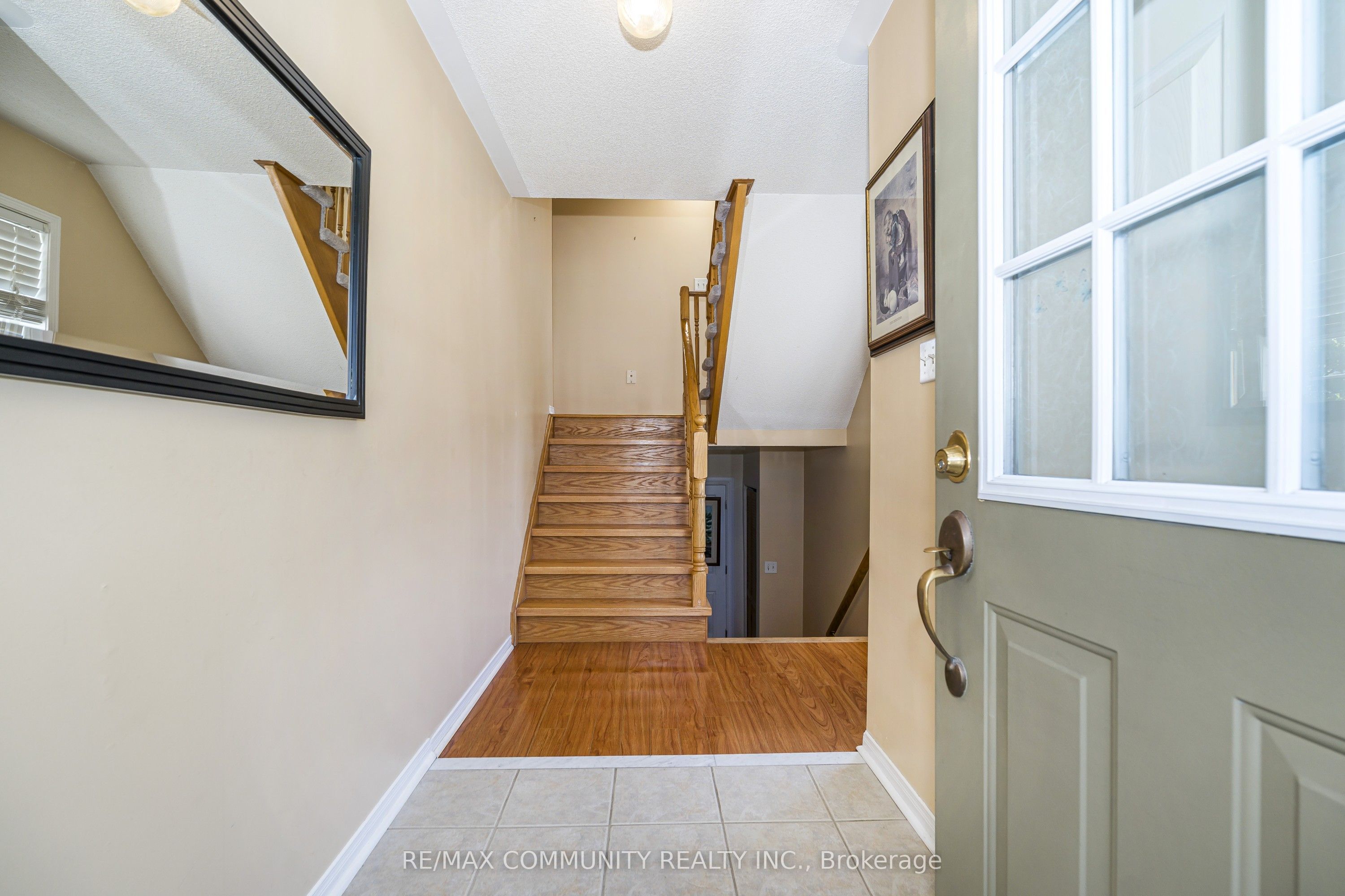 209 Old Harwood Avenue, Ajax, ON L1Z 1N7 photo 4