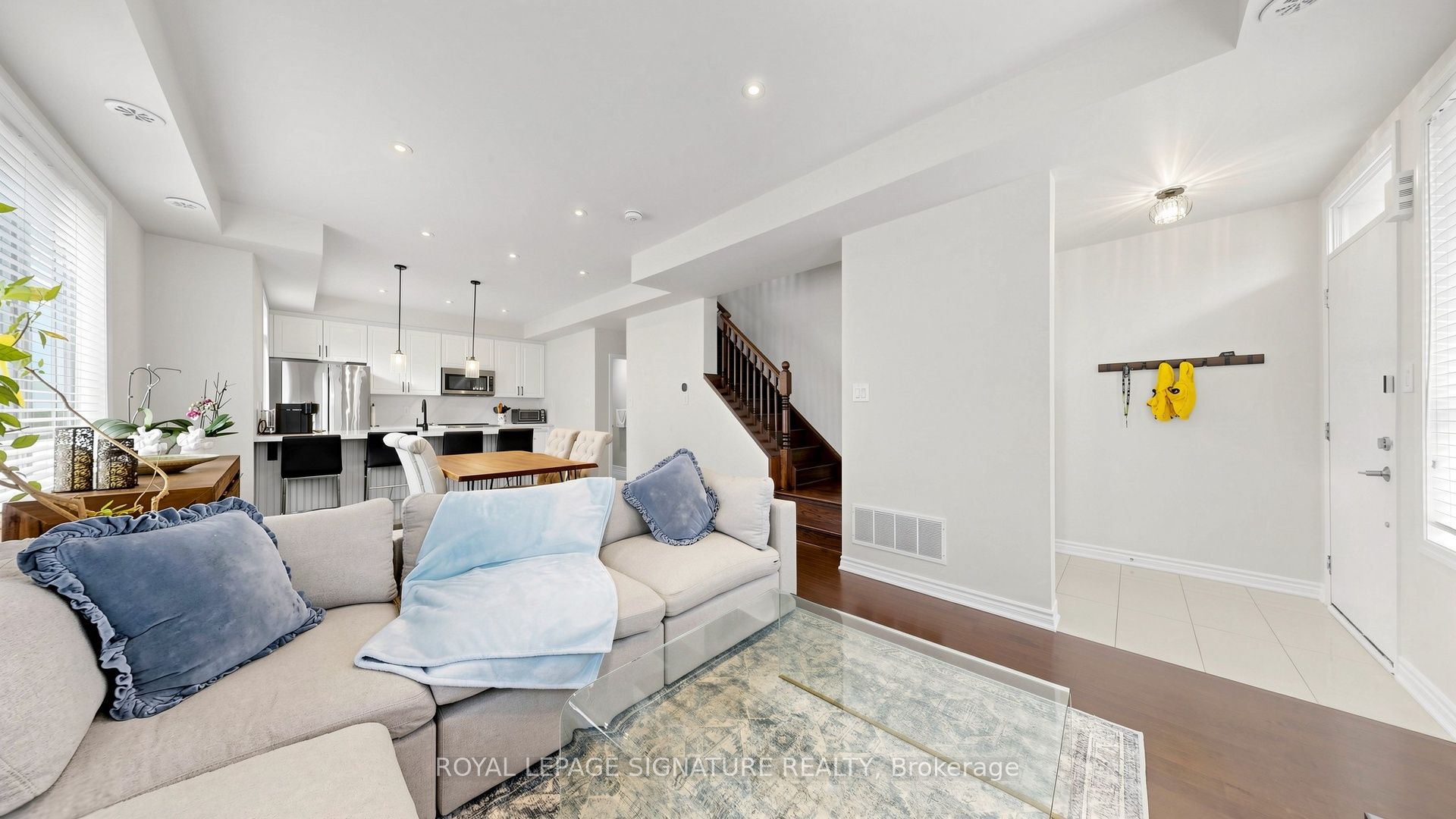 35 Heron Park Place 10, Toronto, ON M1E 0B8 photo 5