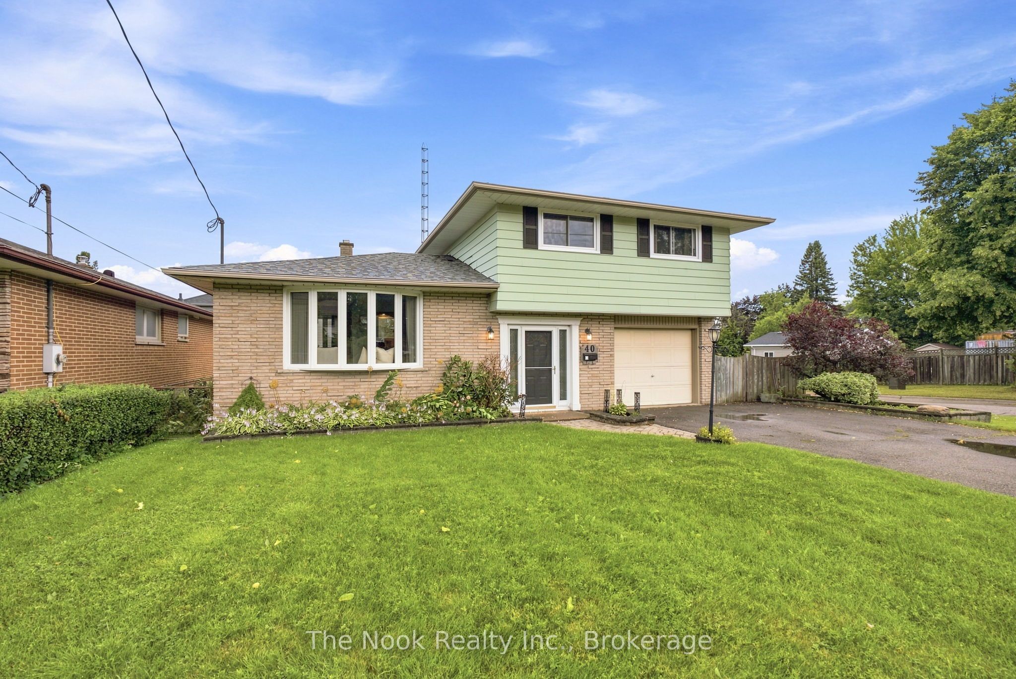 40 Keewatin Street S, Oshawa, ON L1H 6Z1 photo 2