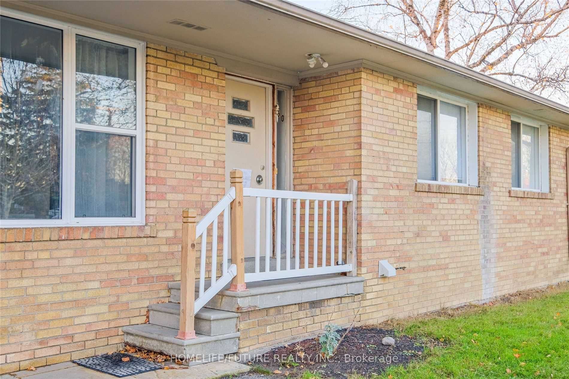 50 Benlight Crescent, Toronto, ON M1H 1P5 photo 5