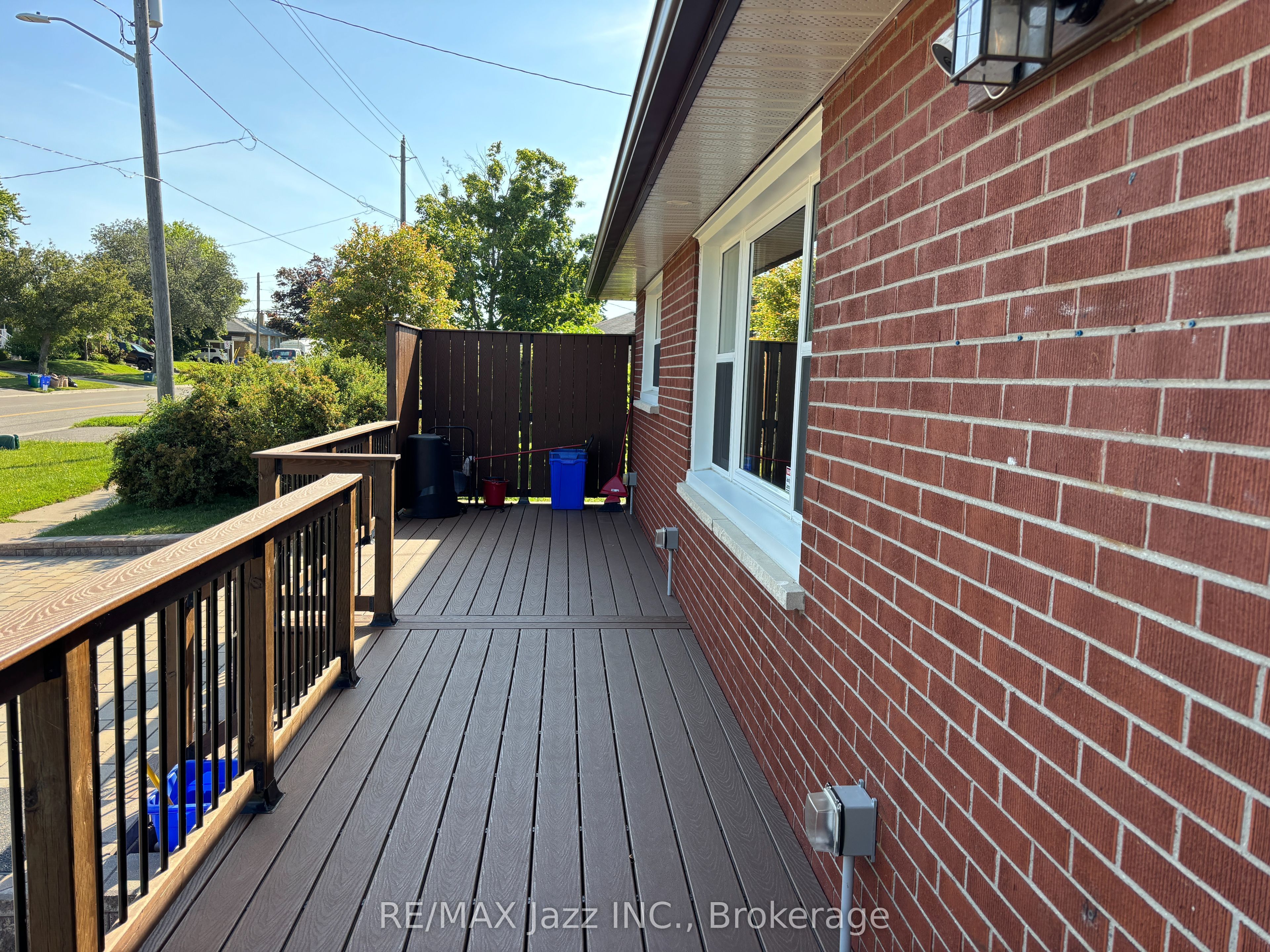 751 Phillip Murray Avenue Unit 1, Oshawa, ON L1J 1J2 photo 3