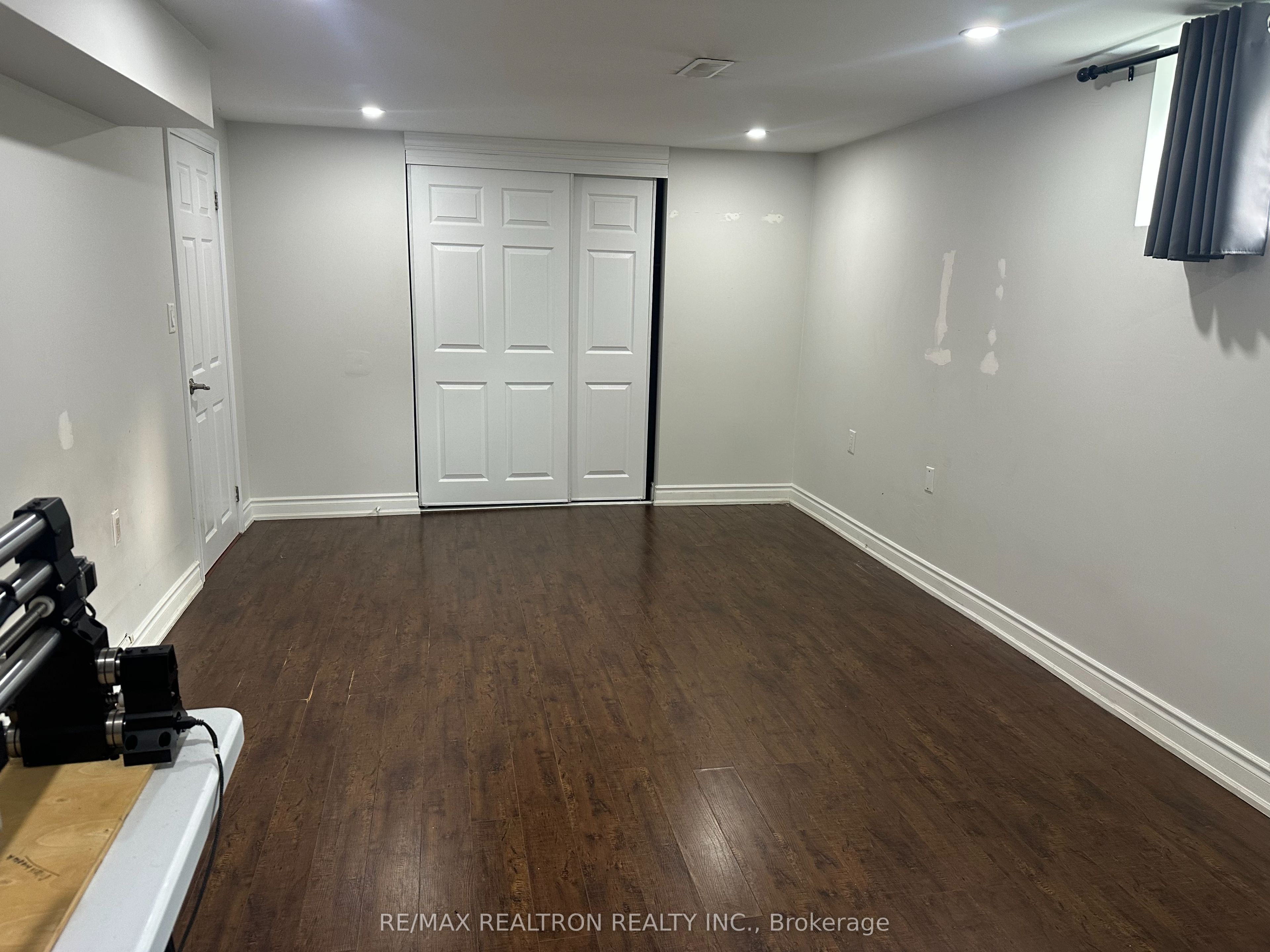 7 Gilroy Drive BSMT, Toronto, ON M1P 1Z8 photo 5