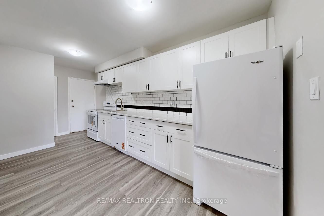 362 Elgin Court 3, Oshawa, ON L1J 2P4 photo 5