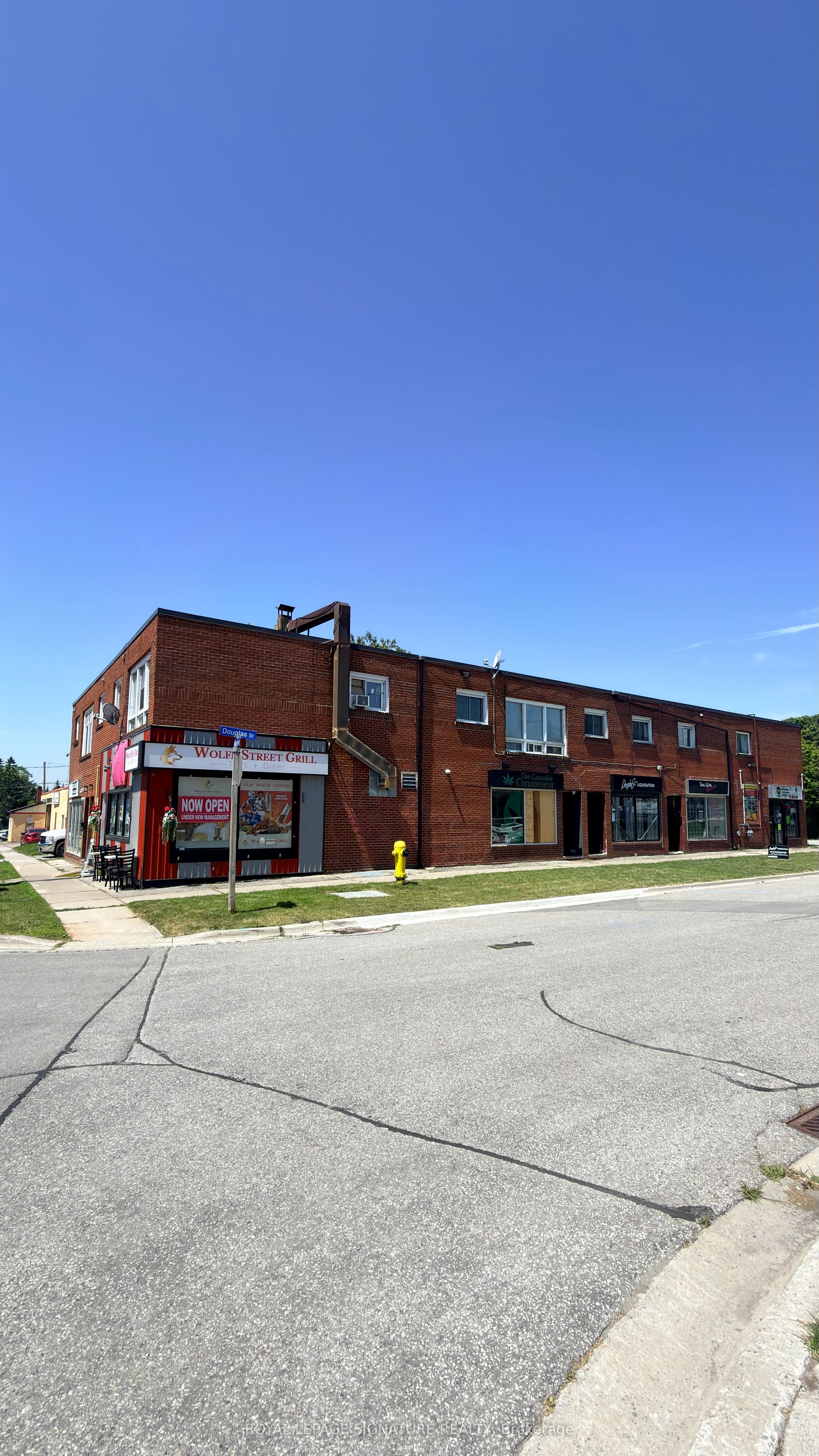 92 Wolfe Street 7, Oshawa, ON L1H 3T6 photo 2