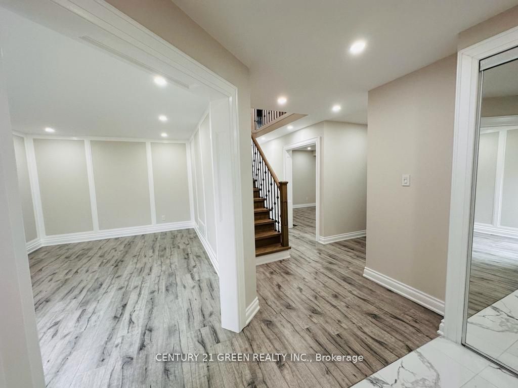 24 Sullivan Drive, Ajax, ON L1T 3L3 photo 5