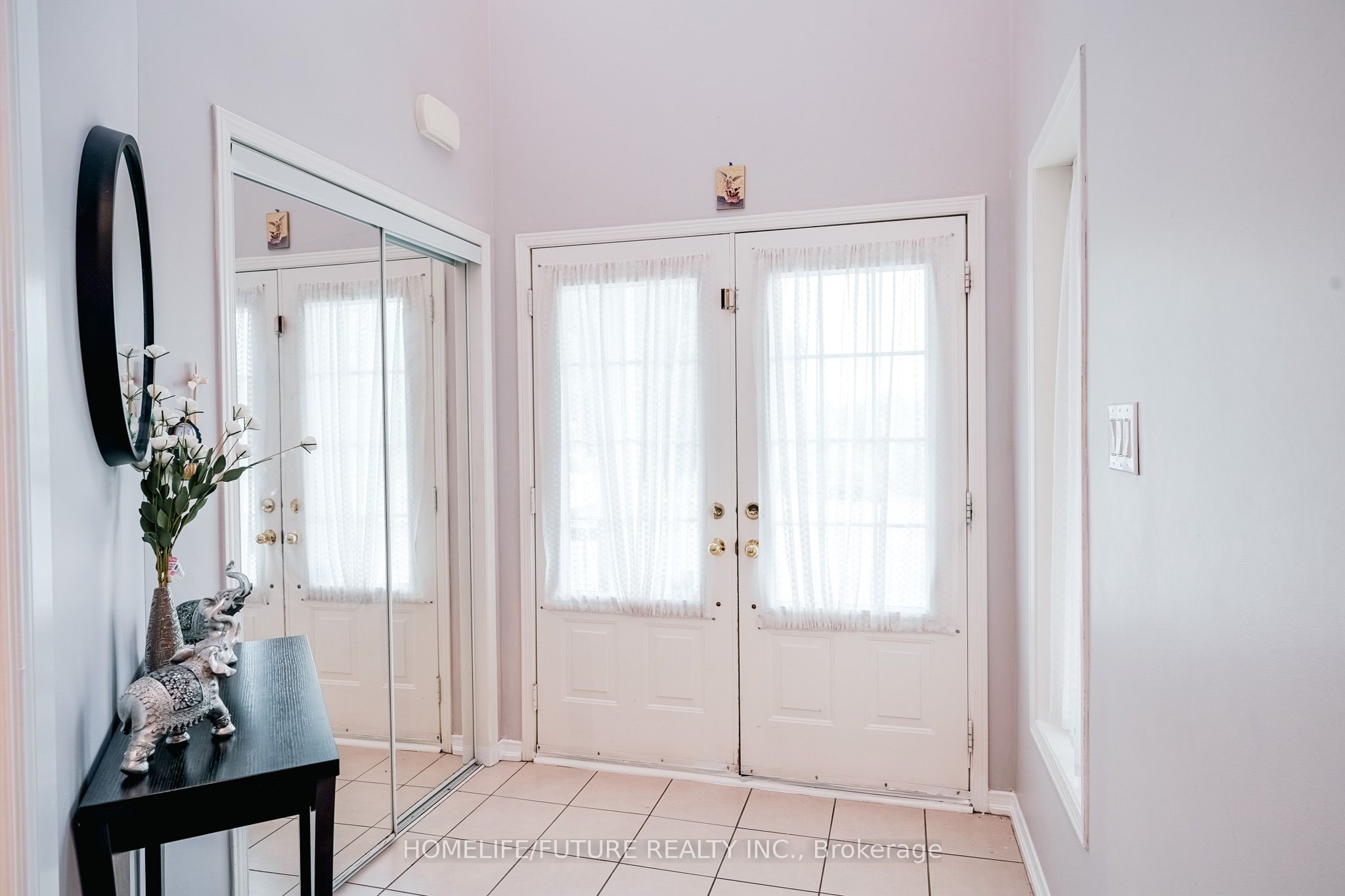 14 Mosely Crescent, Ajax, ON L1Z 0M9 photo 5
