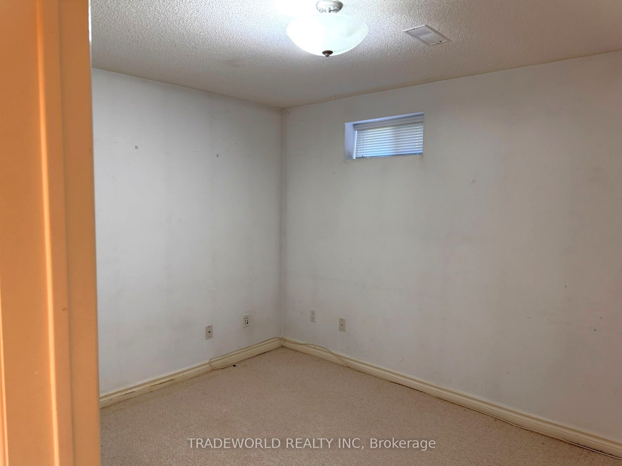 108 Wharton Square Lower Level, Toronto, ON M1V 4N2 photo 5