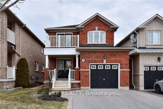8 Rampart Crescent, Whitby, ON L1P 1T5