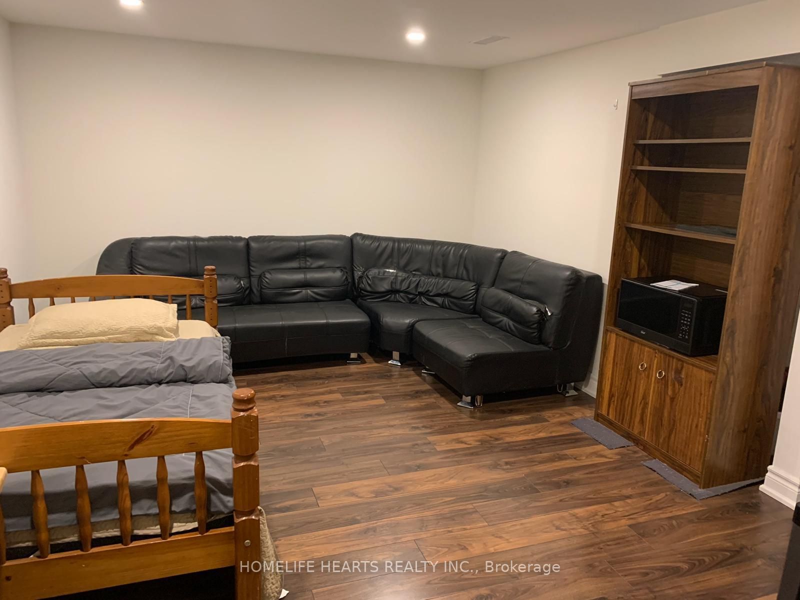301 Washburn Way 40, Toronto, ON M1B 1K4 photo 5