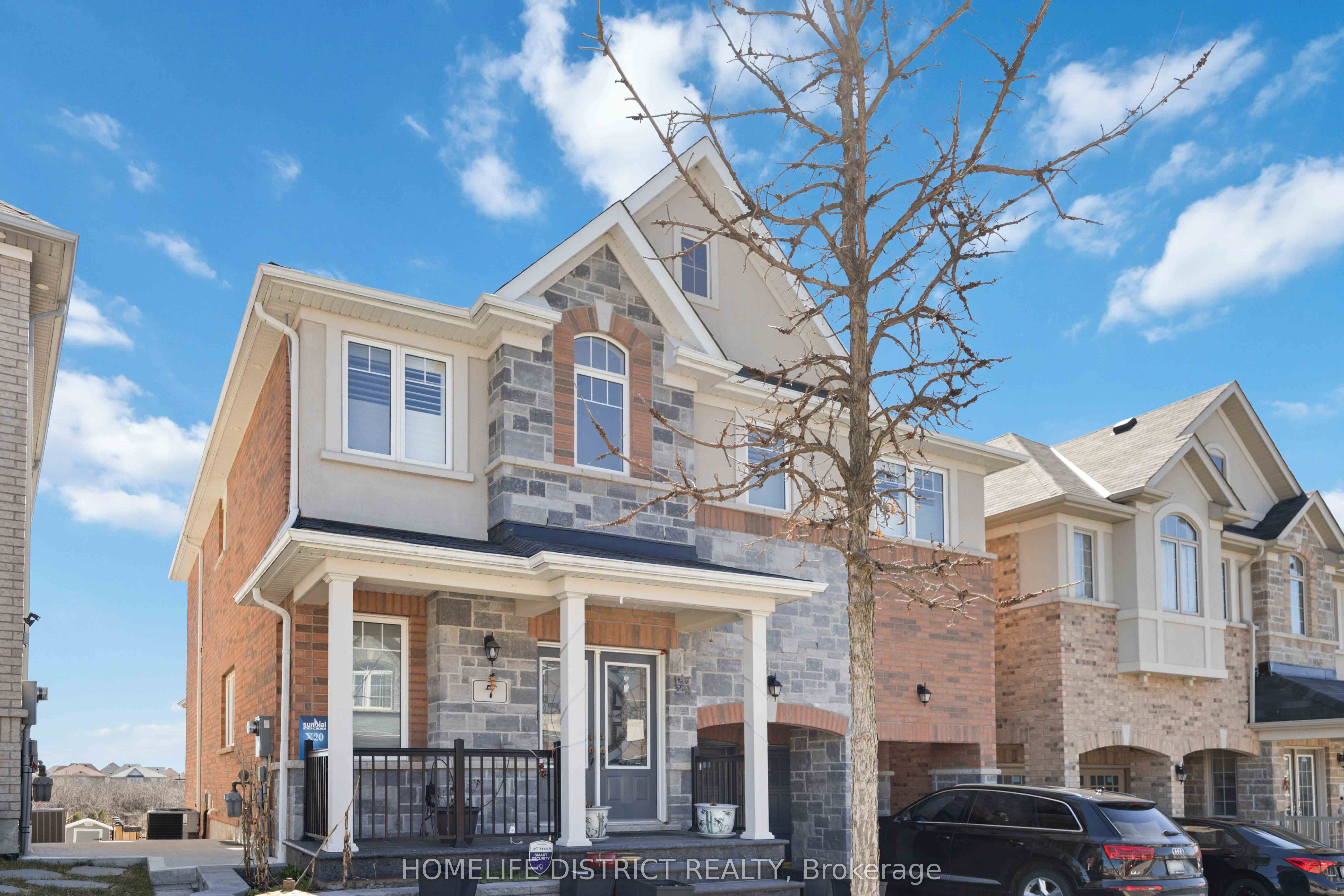 7 Mosely Crescent, Ajax, ON L1Z 0M9 photo 3