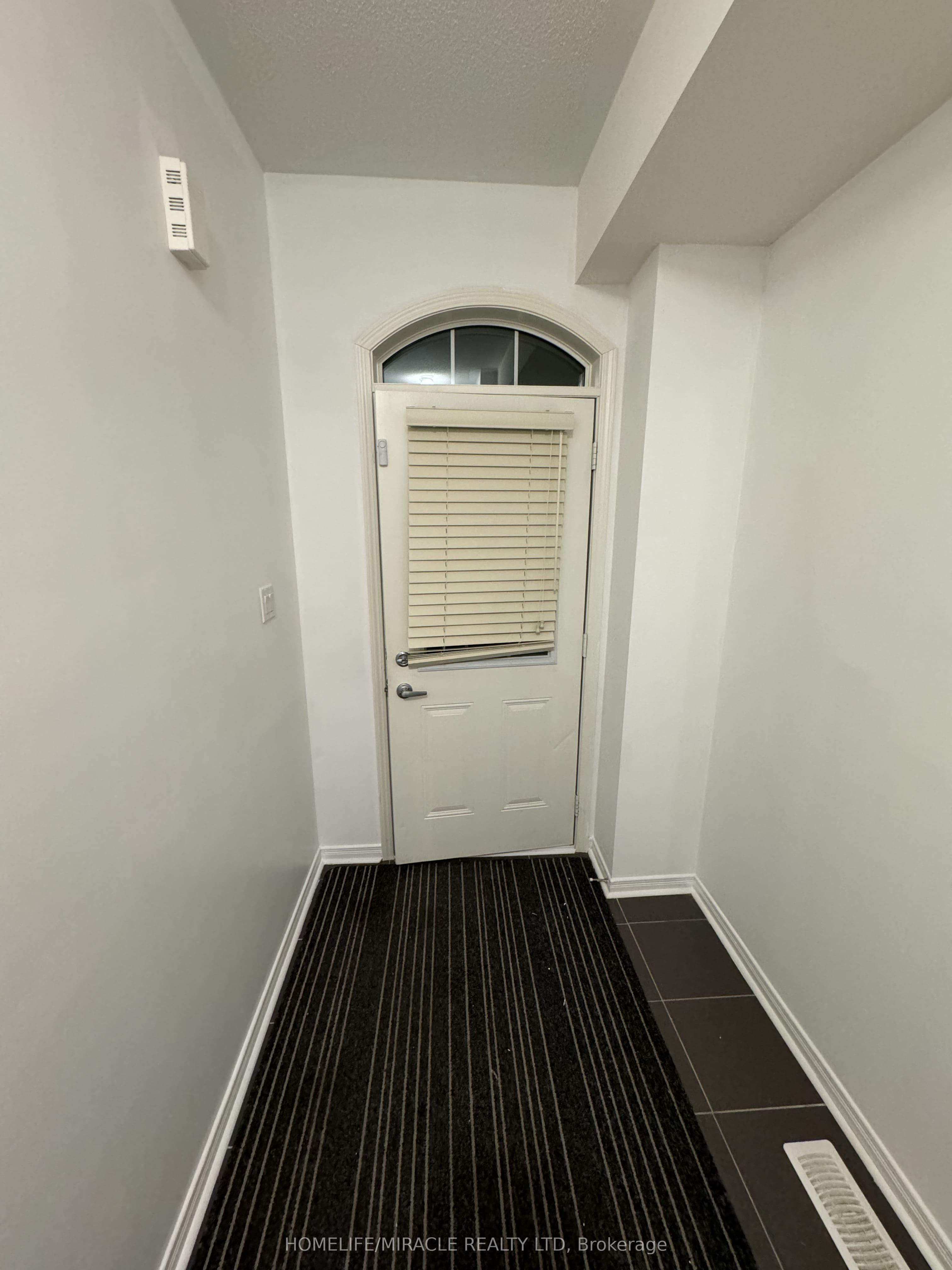 70 Harwood Avenue N, Ajax, ON L1T 0P4 photo 5