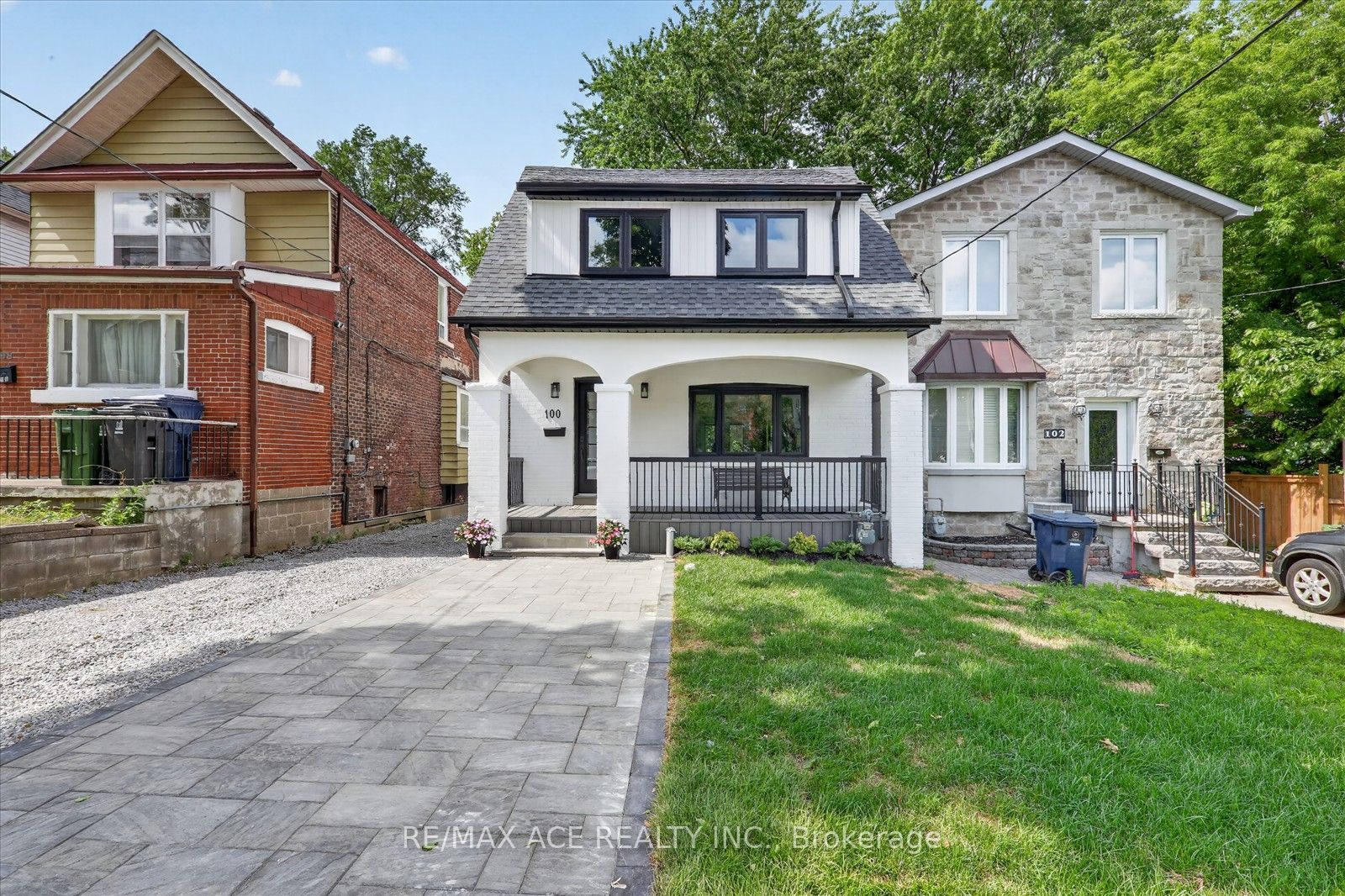 100 Dunkirk Road, Toronto, ON M4C 2M6 photo 2