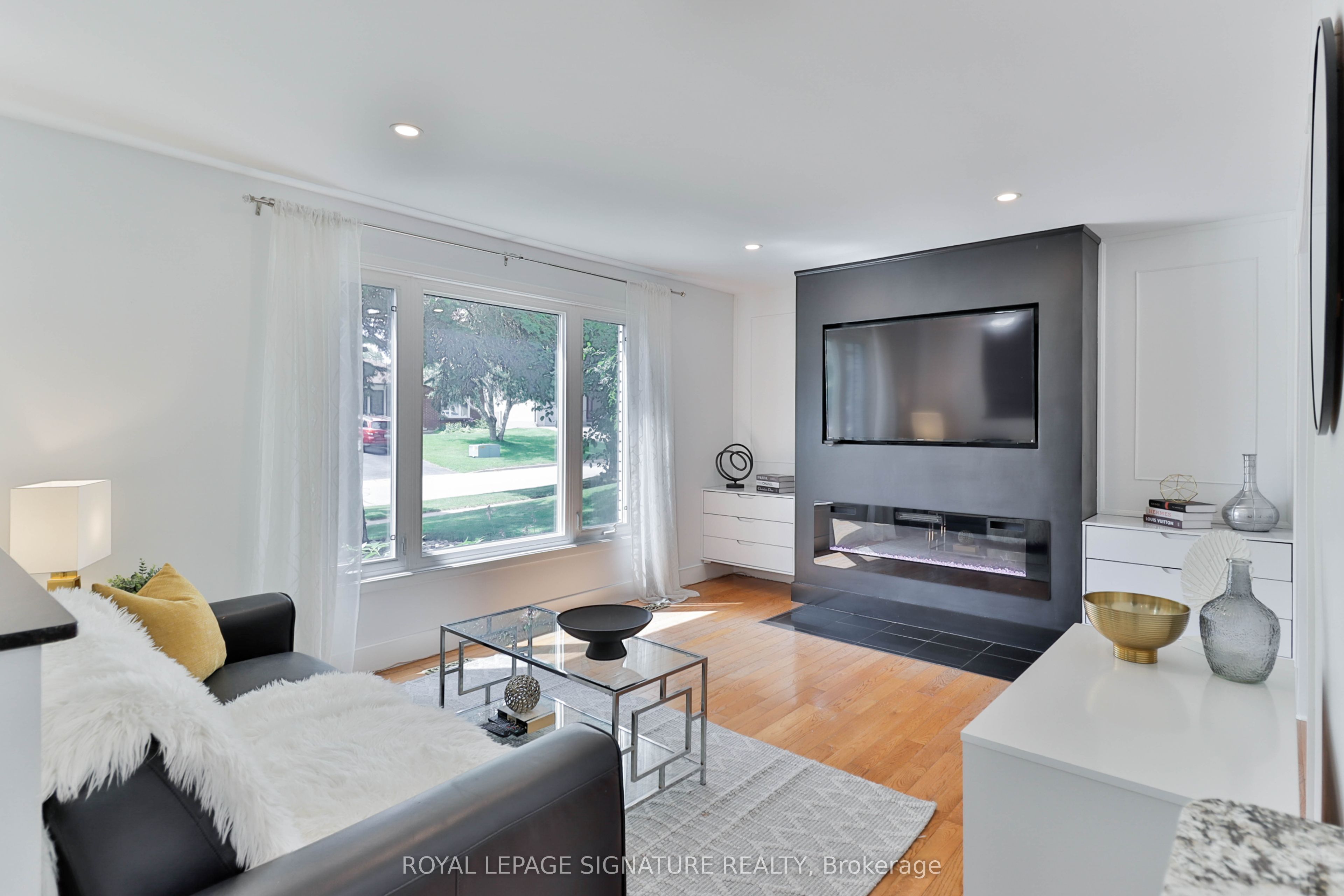 32 Harland Crescent, Ajax, ON L1S 1J9 photo 5