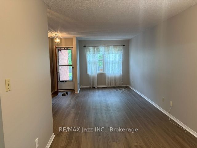 5 Turnberry Crescent, Clarington, ON L1E 1A4 photo 2