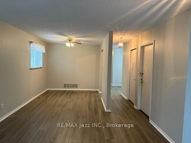 5 Turnberry Crescent, Clarington, ON L1E 1A4 photo 3