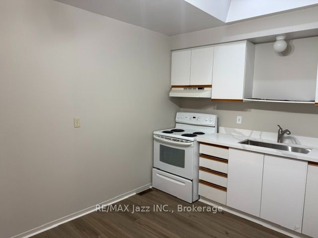 5 Turnberry Crescent, Clarington, ON L1E 1A4 photo 5