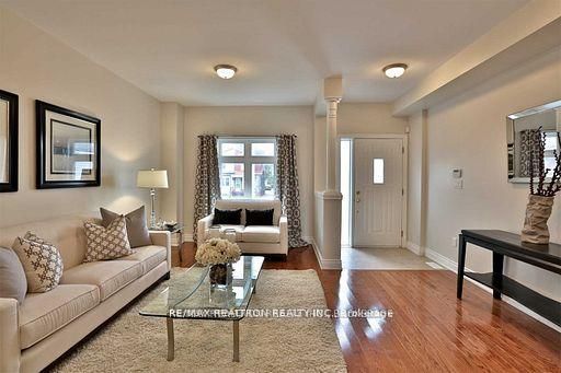 1339 Woodbine Avenue Upper, Toronto, ON M4C 4G3