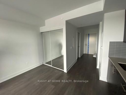 2550 Simcoe St N Street 319, Oshawa, ON L1L 0R5 photo 3