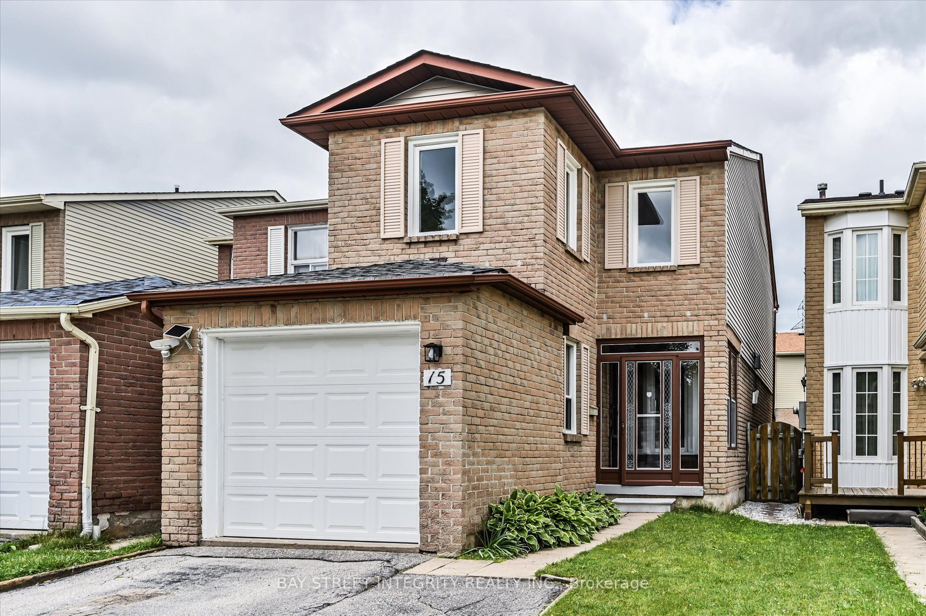 15 Huntsmill Boulevard, Toronto, ON M1W 2Z8 photo 2