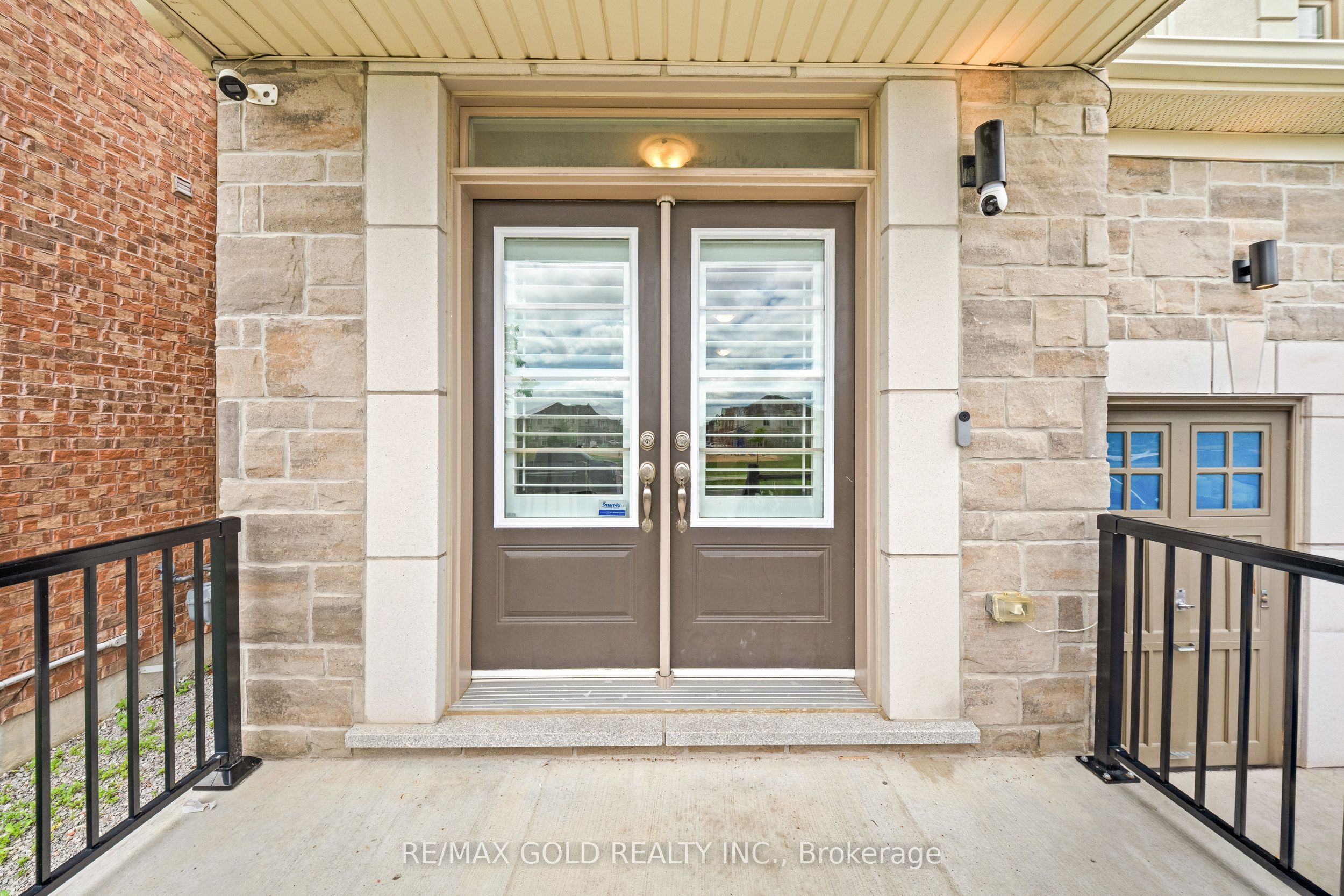 271 Fleetwood Drive, Oshawa, ON L1K 3E8 photo 4