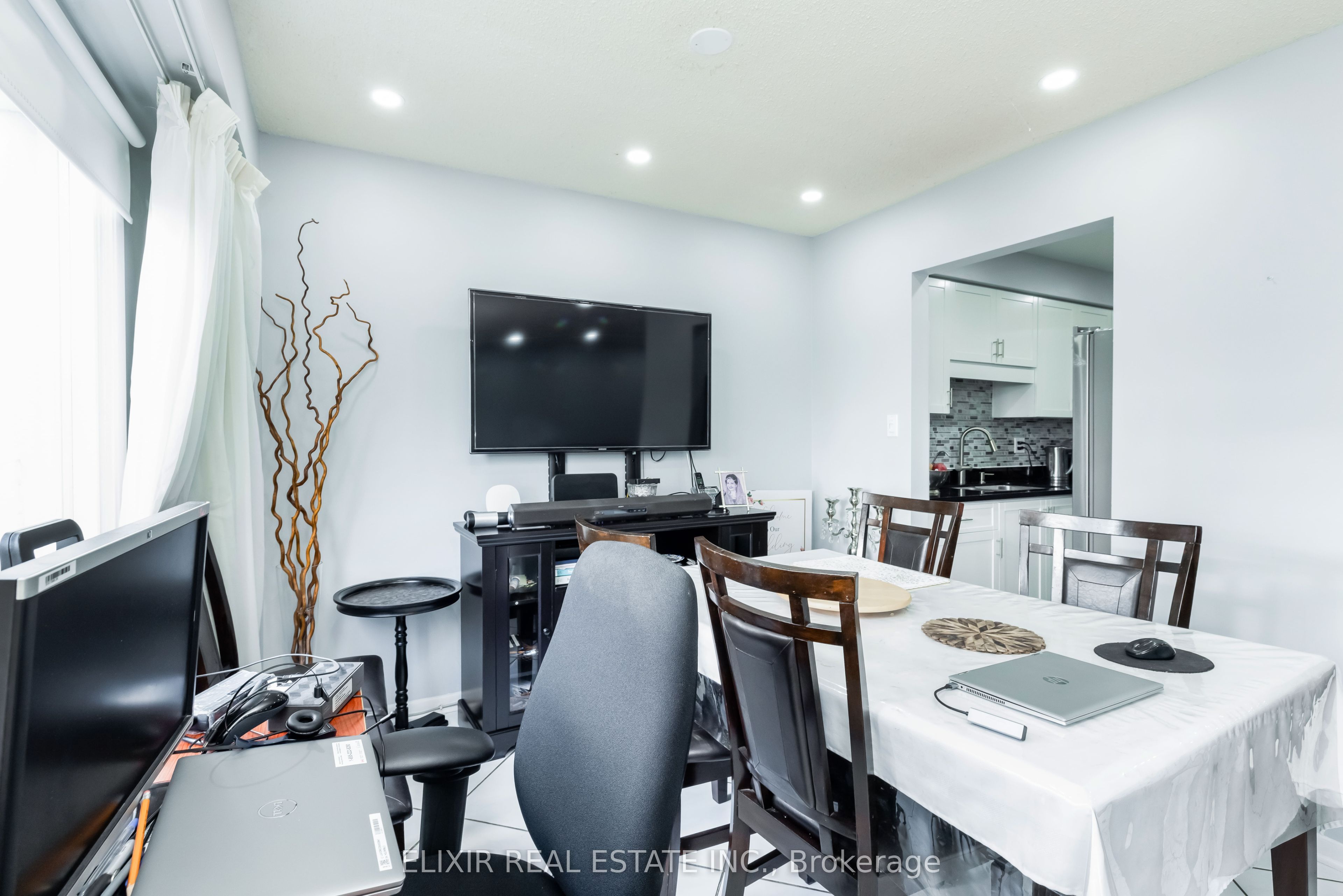 26 Roughfield Crescent, Toronto, ON M1S 4K4 photo 5