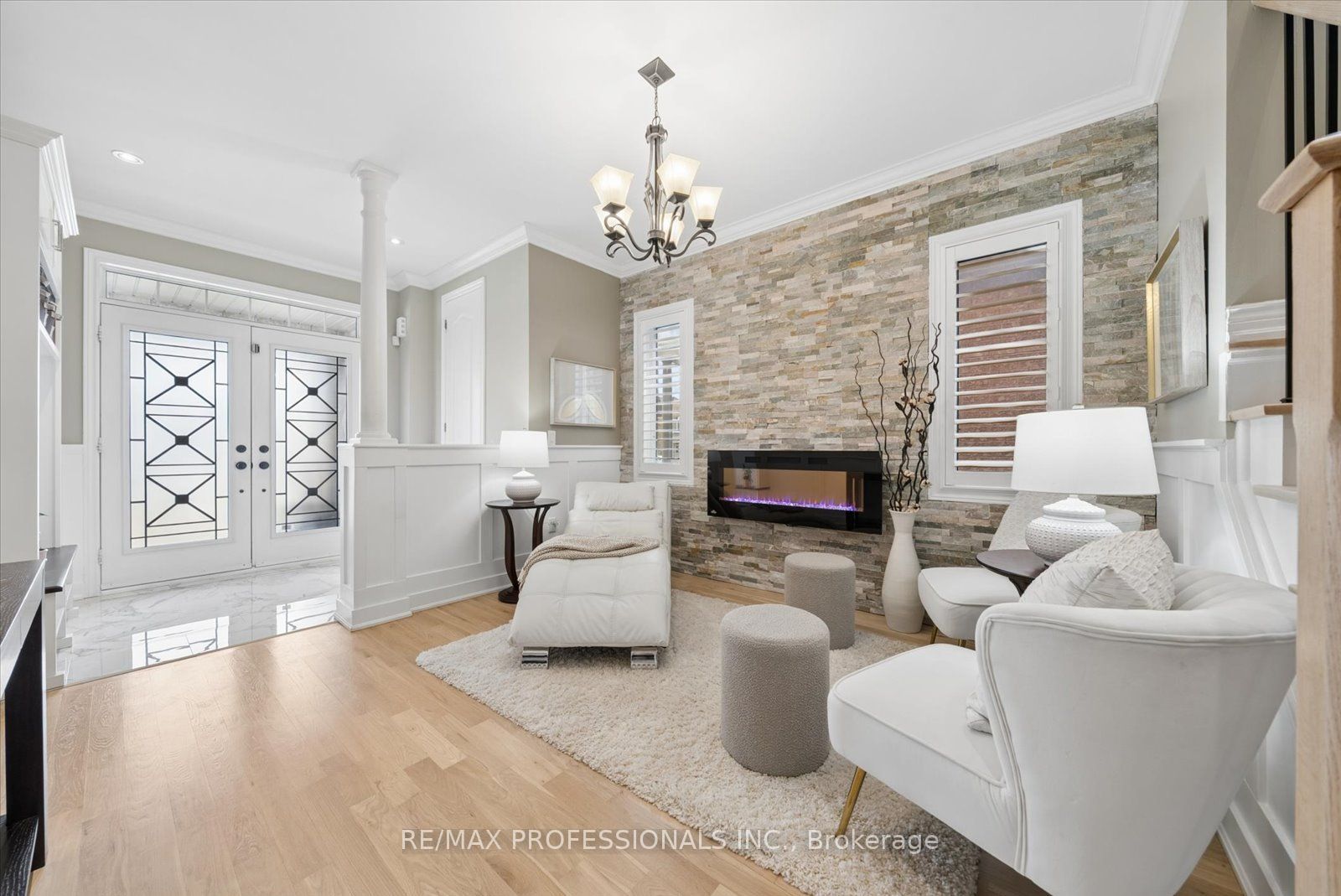 28 Roma Drive, Whitby, ON L1P 0B4 photo 5