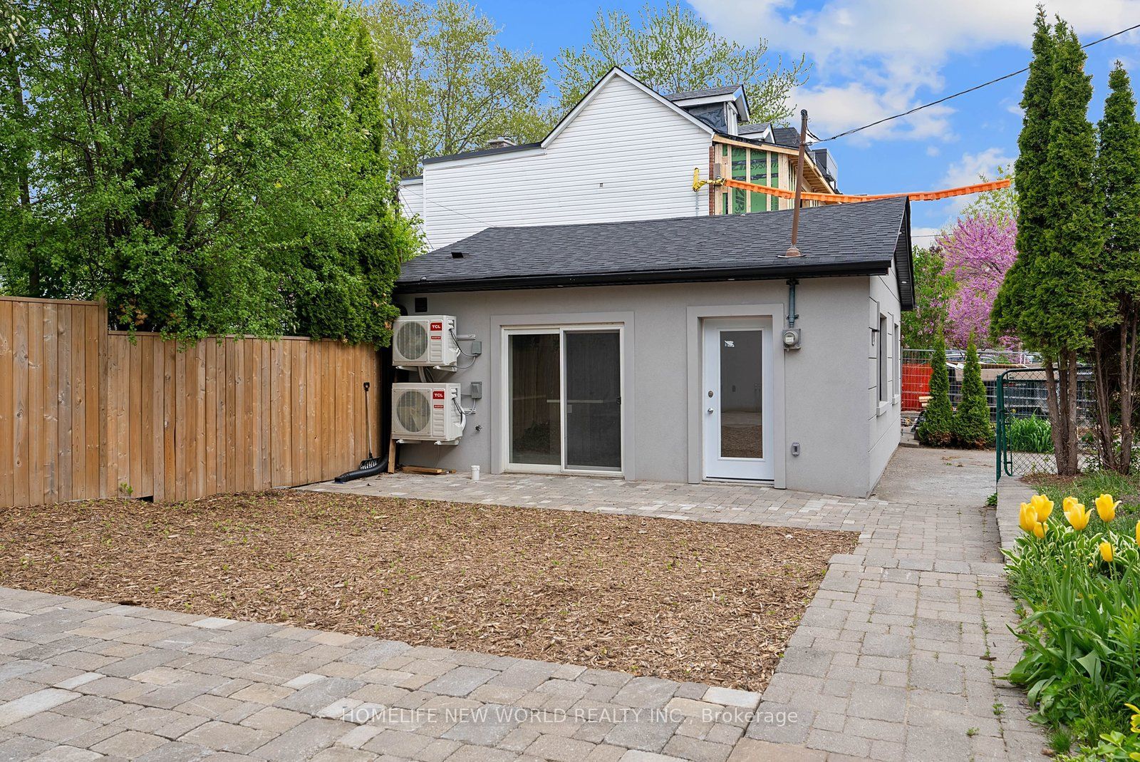 1842 E Dundas Street E Garden Suite in the back, Toronto, ON M4L 1M5 photo 4