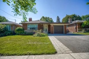 17 Painted Post Drive, Toronto, ON M1H 1S8 photo 3