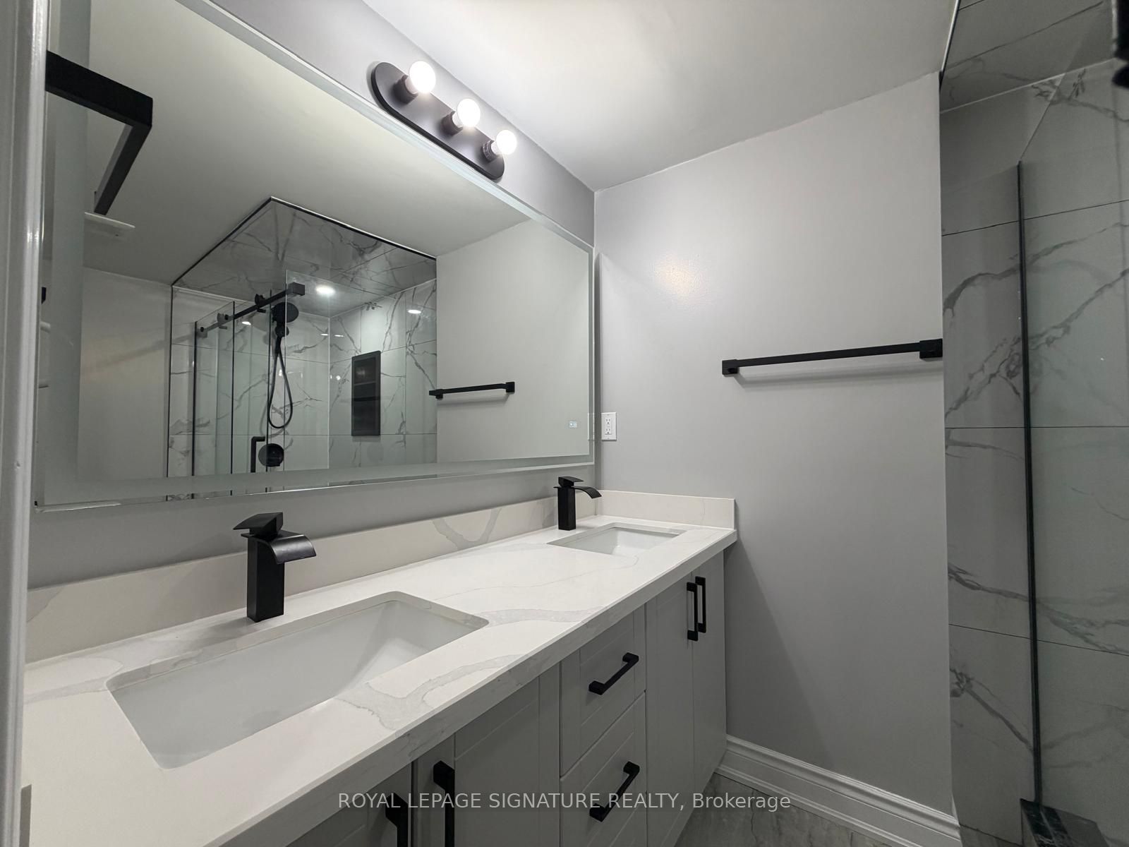 56 Kimbourne Avenue Basement, Toronto, ON M4J 4J4 photo 3
