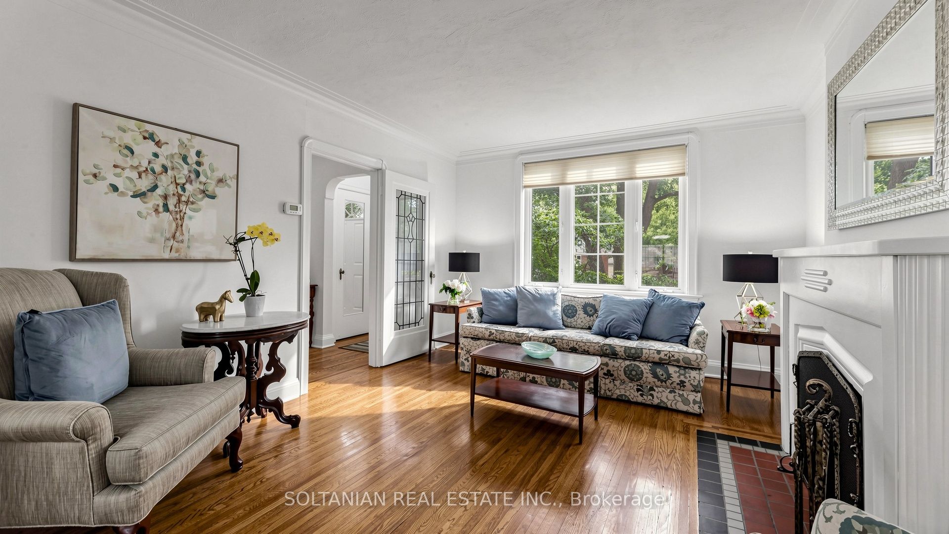 39 Fairside Avenue, Toronto, ON M4C 3H1 photo 2