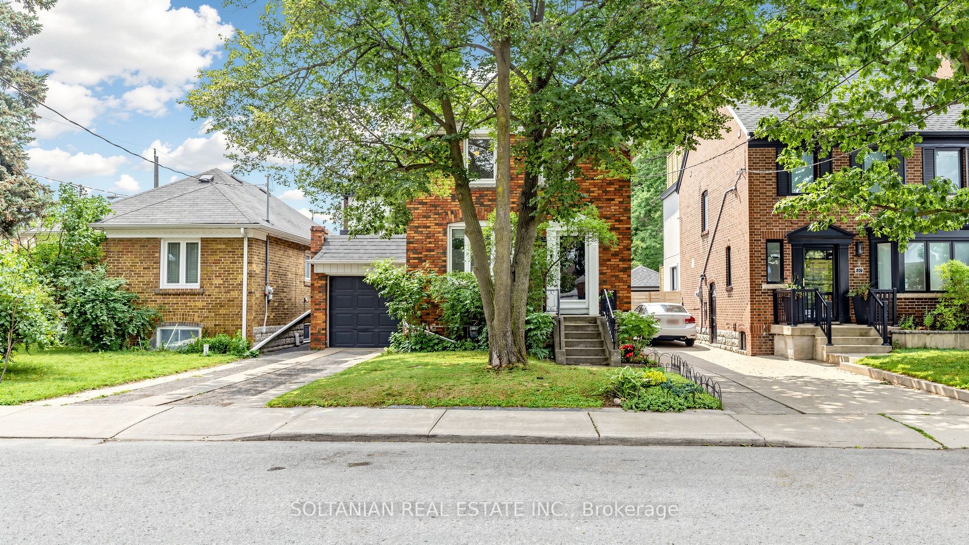 39 Fairside Avenue, Toronto, ON M4C 3H1 photo 3