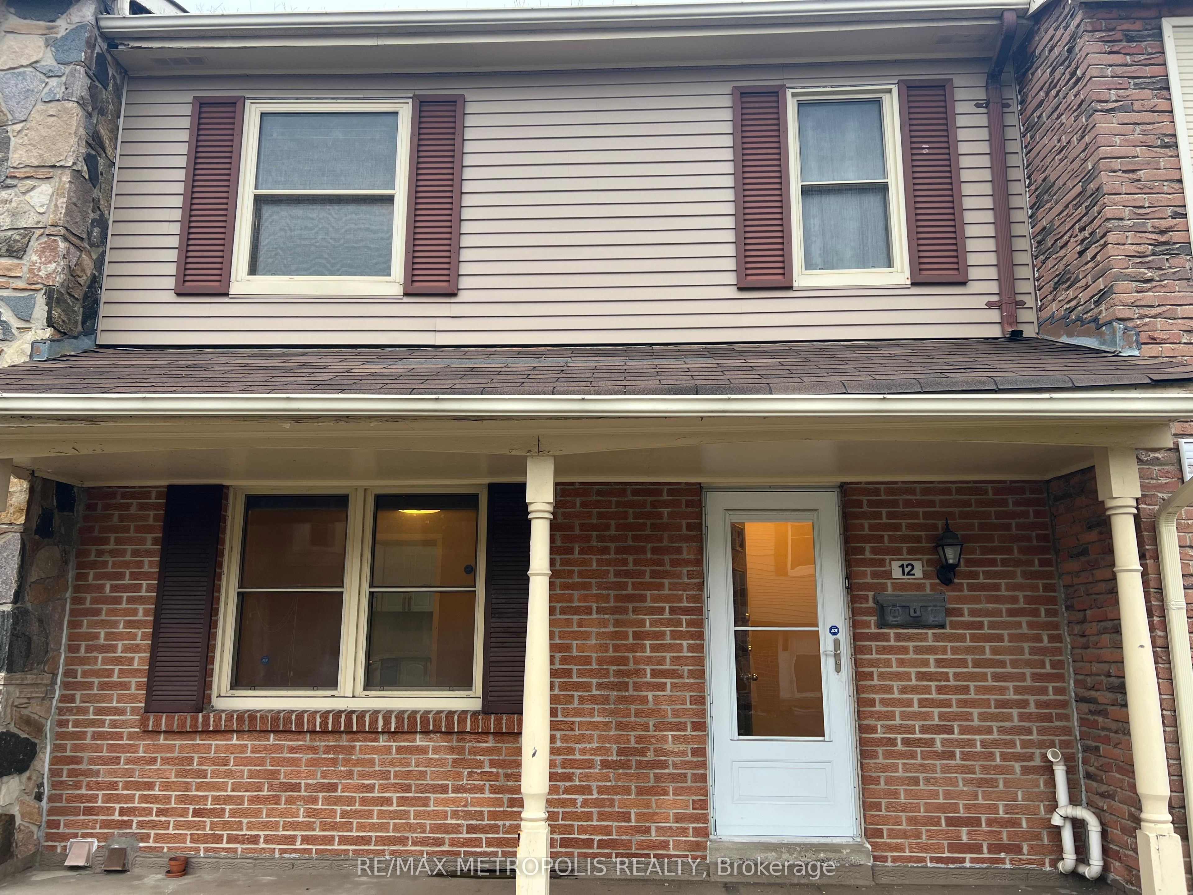 2051 Bridletowne Circle 12, Toronto, ON M1W 2J7 photo 2