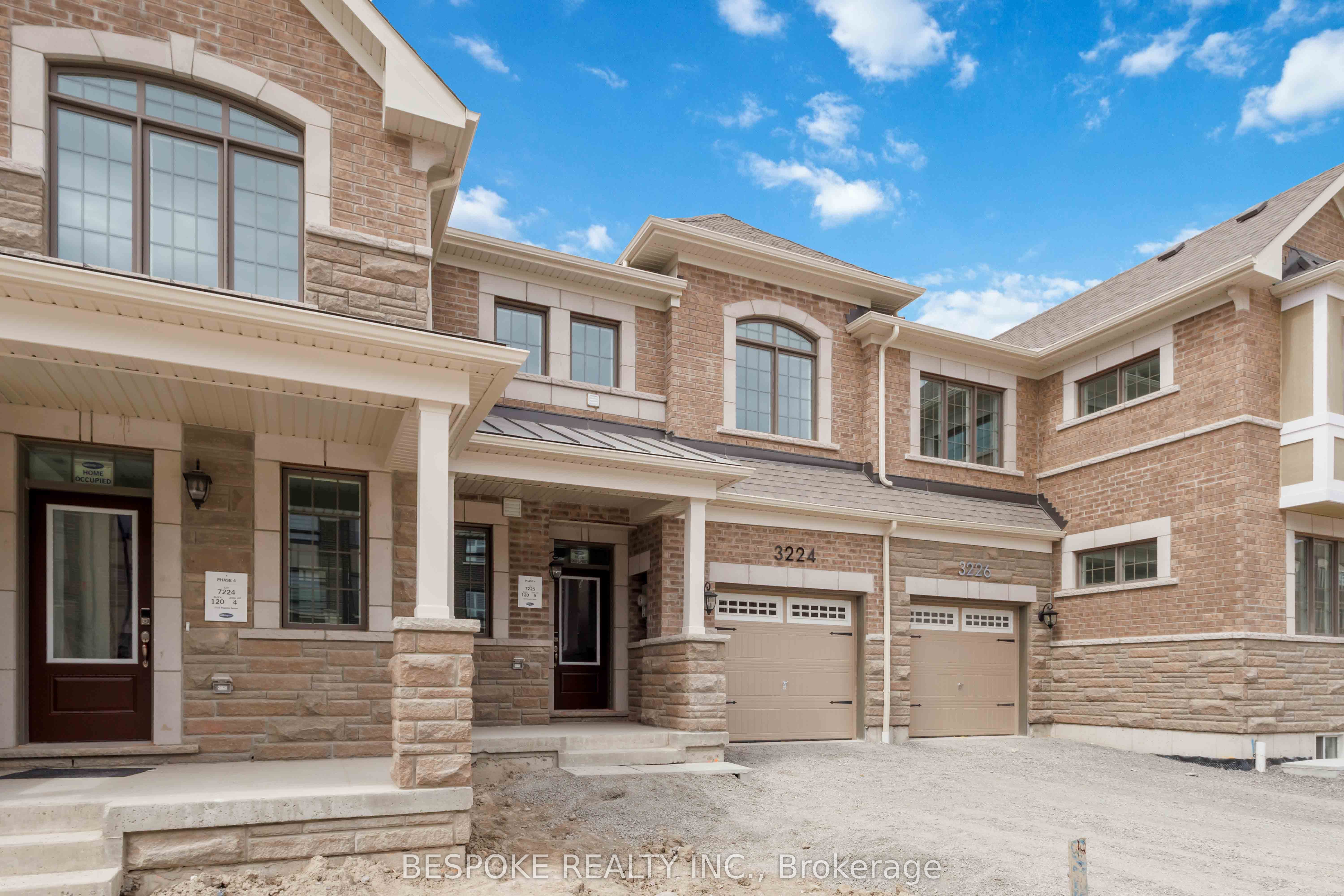 3224 Brigadier Avenue, Pickering, ON L1X 0T2 photo 3