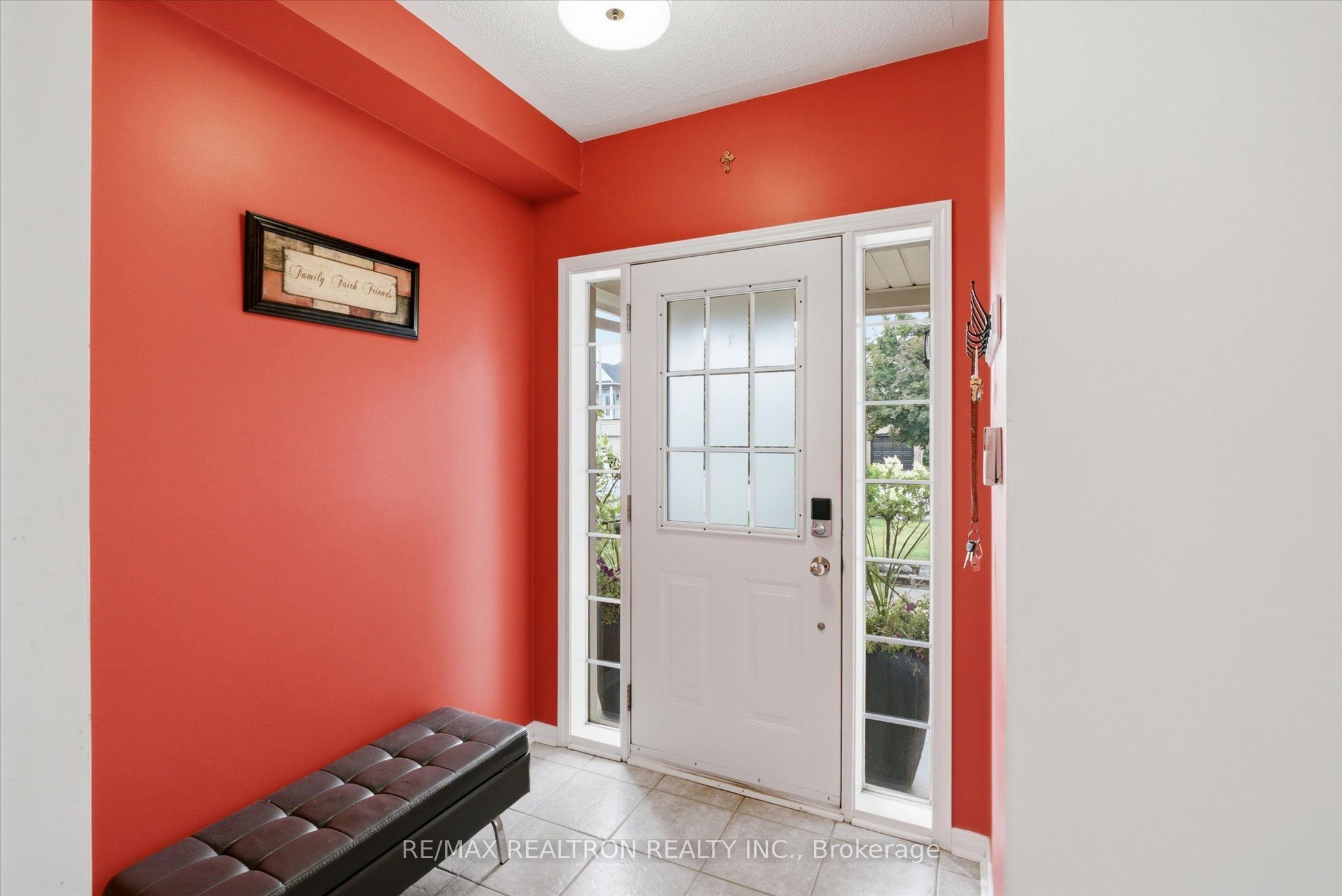 78 Hutton Place, Clarington, ON L1C 5K1 photo 5