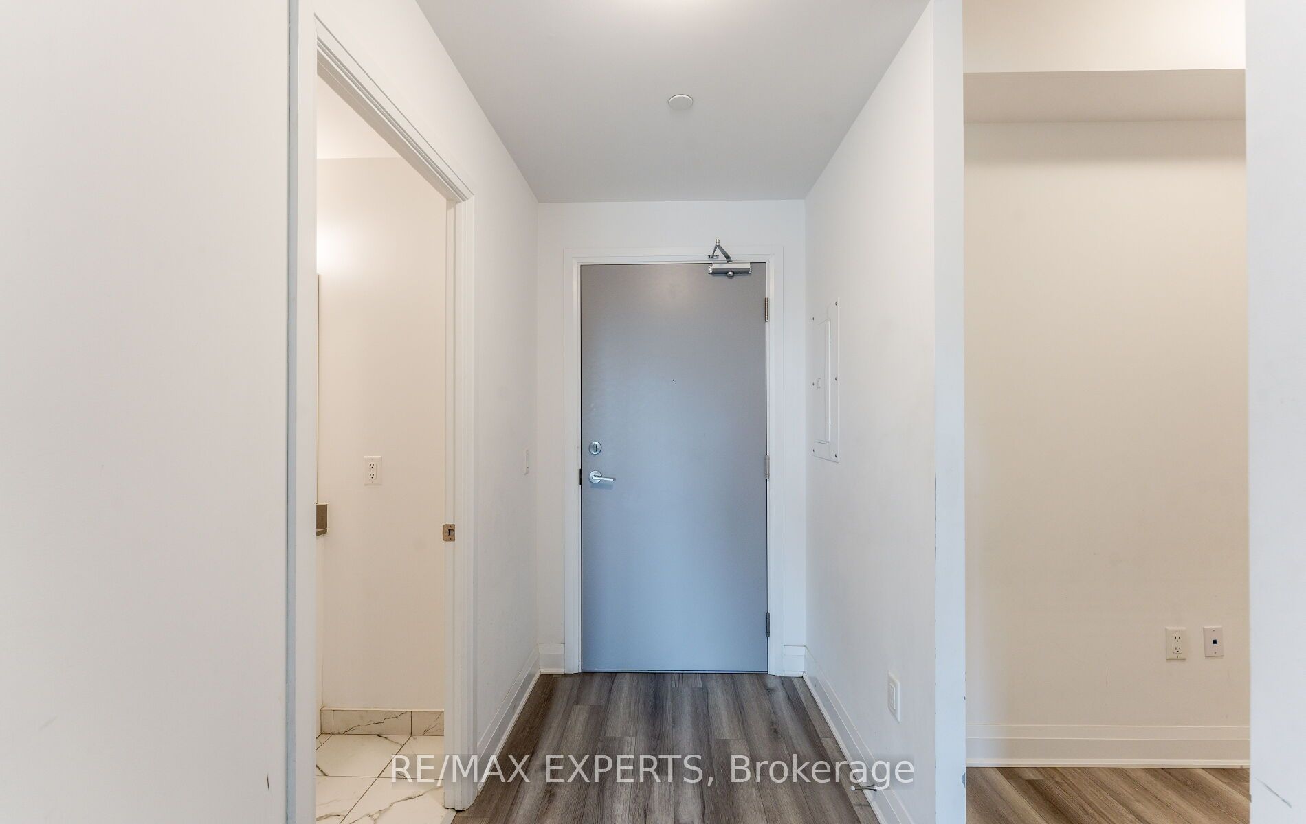 3220 Sheppard Avenue E 216, Toronto, ON M1T 3K3 photo 3