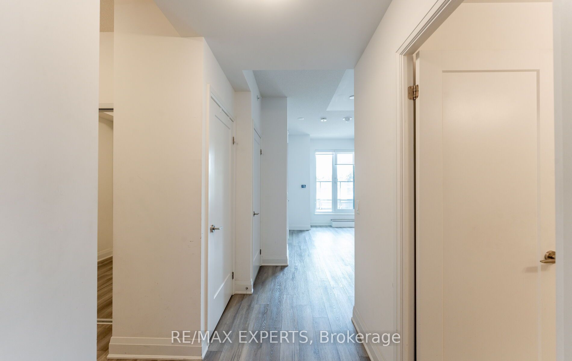 3220 Sheppard Avenue E 216, Toronto, ON M1T 3K3 photo 5