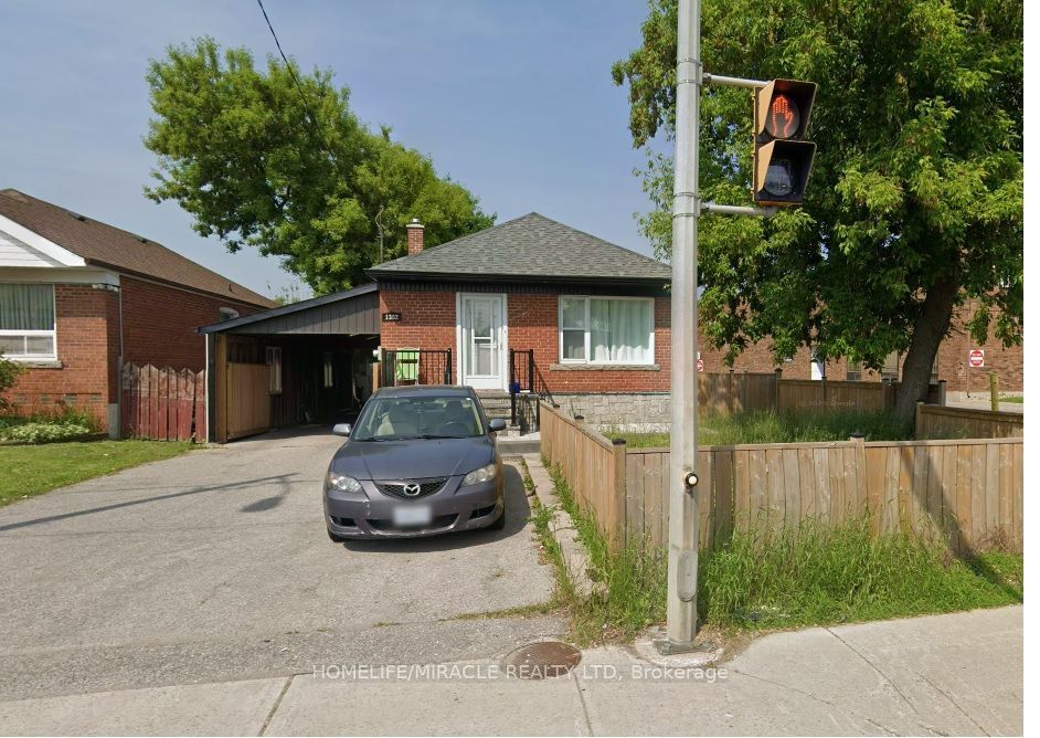 1382 Warden Avenue Bsmt, Toronto, ON M1R 2S5 photo 2