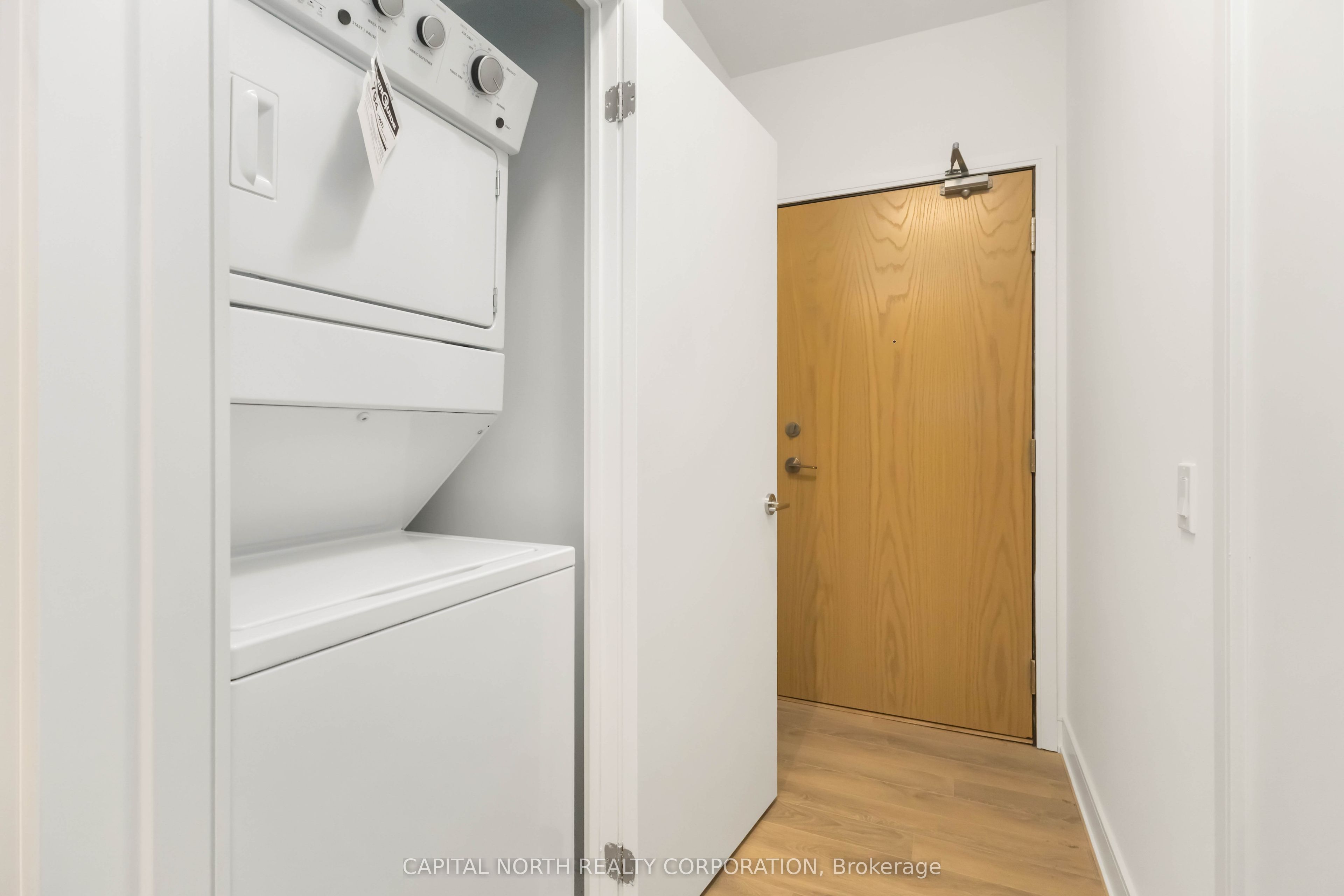 1350 Ellesmere Road 527, Toronto, ON M1P 0G6 photo 3