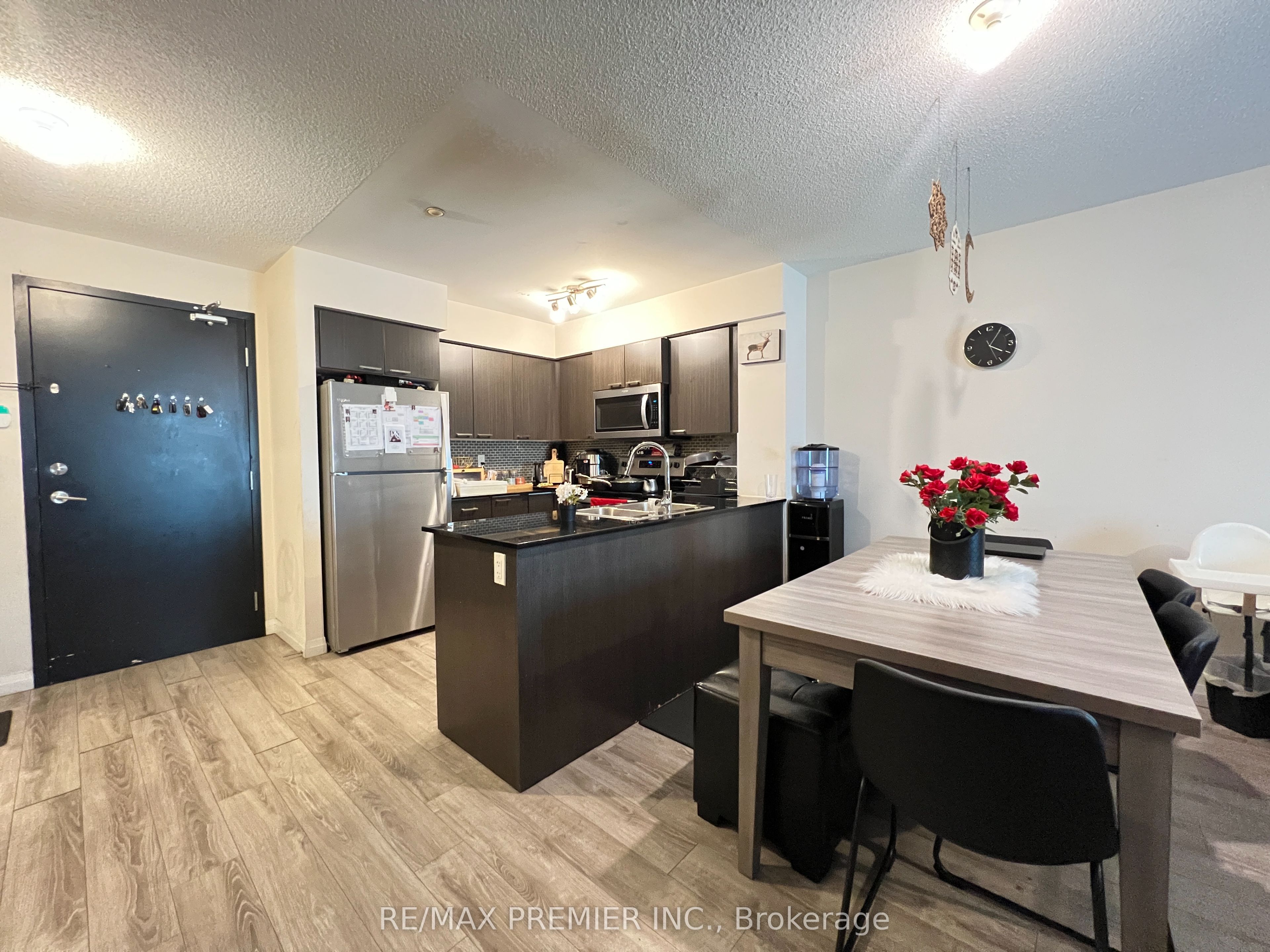 2150 Lawrence Avenue E PH12, Toronto, ON M1R 3A7 photo 4