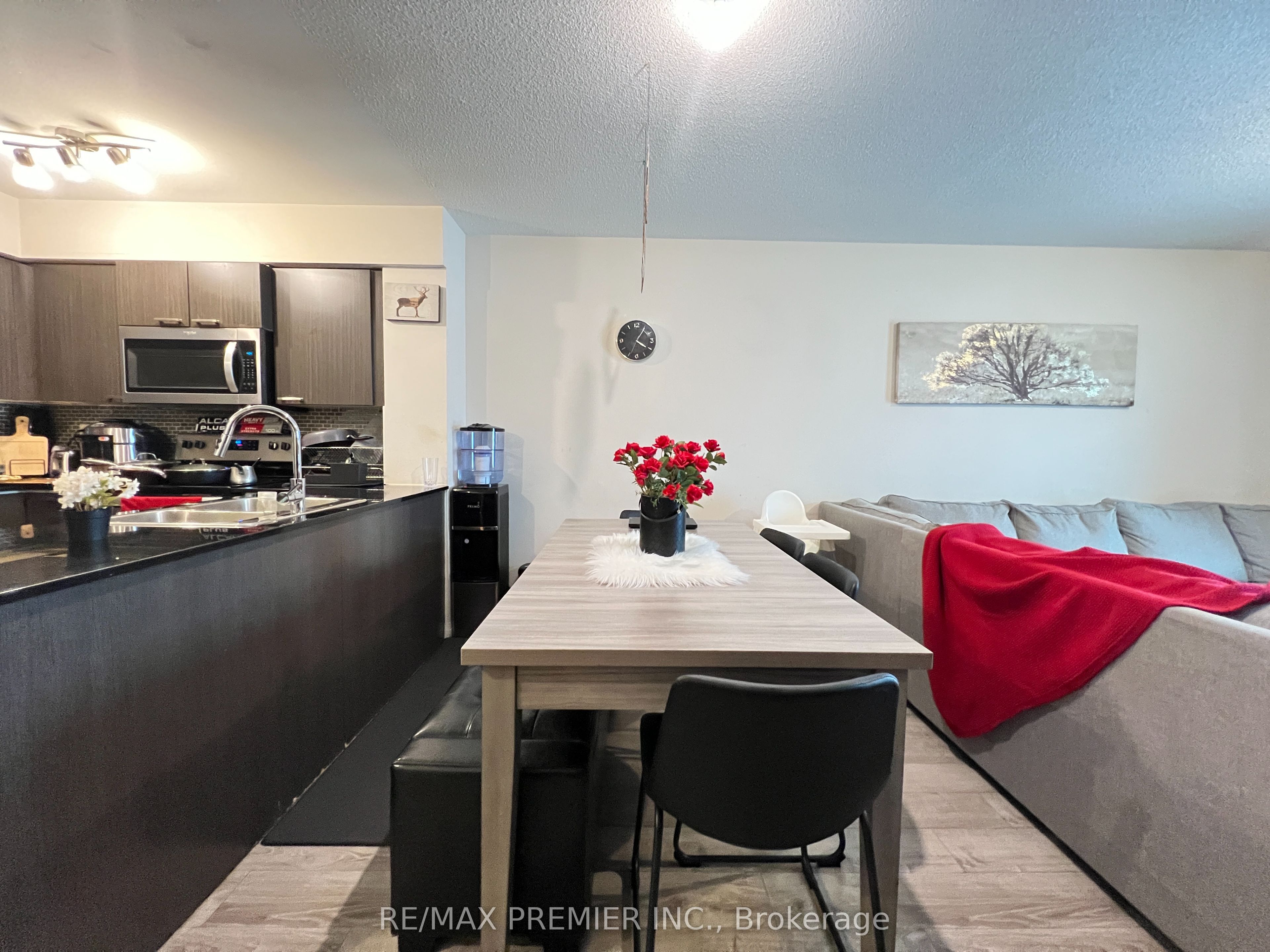 2150 Lawrence Avenue E PH12, Toronto, ON M1R 3A7 photo 5