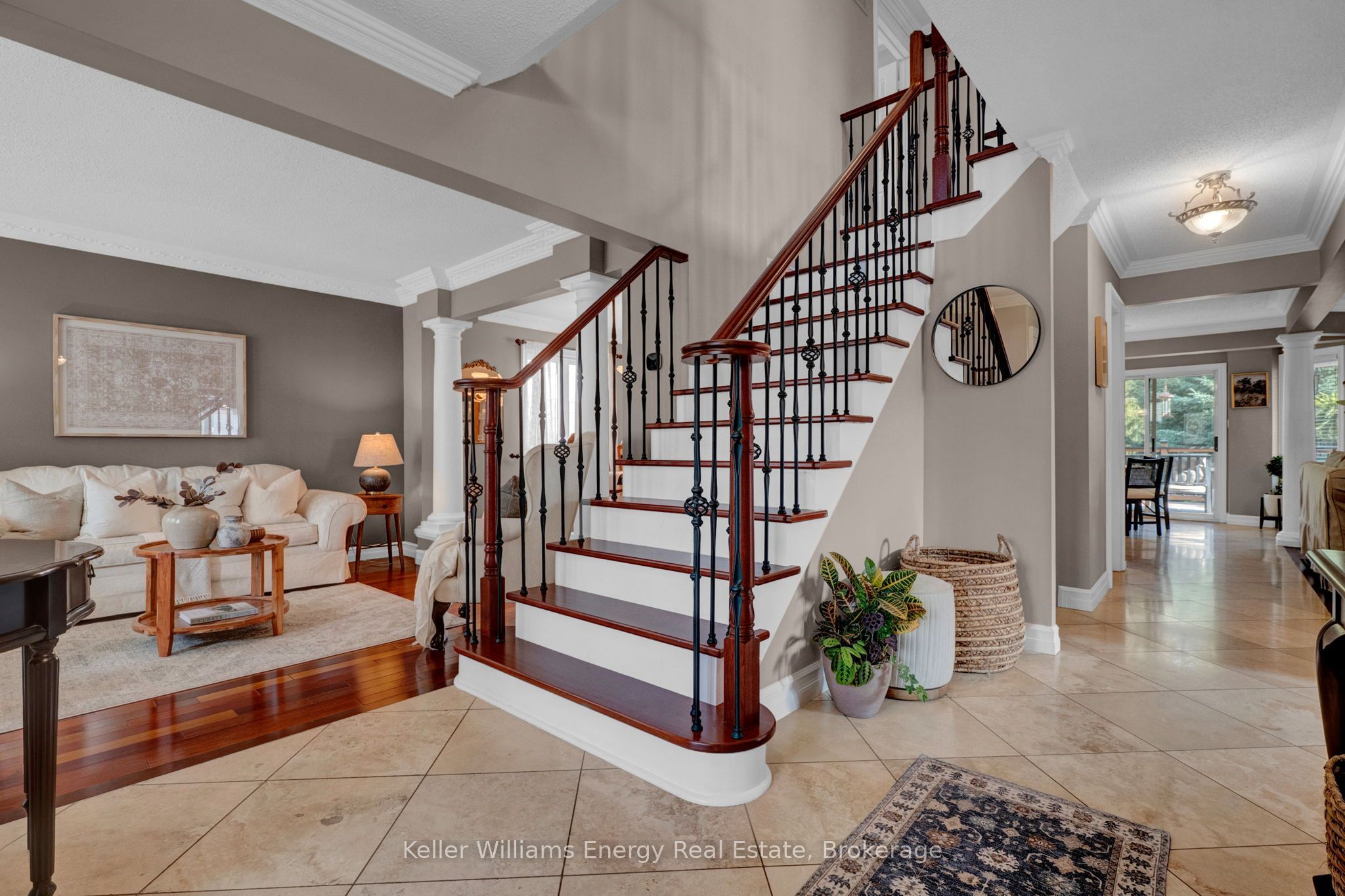 35 Living Court, Clarington, ON L1E 2V6 photo 5
