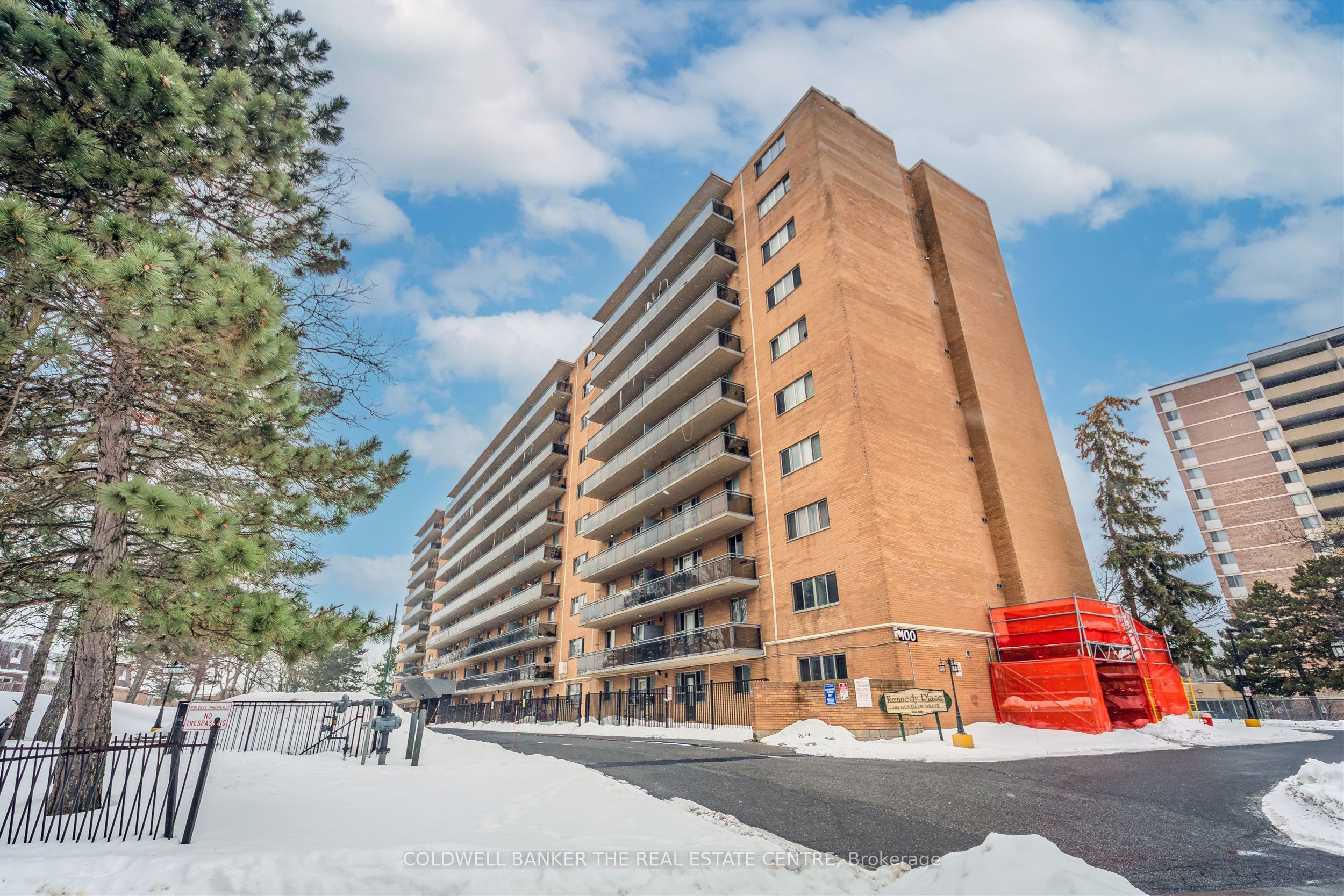 100 Dundalk Drive 1006, Toronto, ON M1P 4V2 photo 2