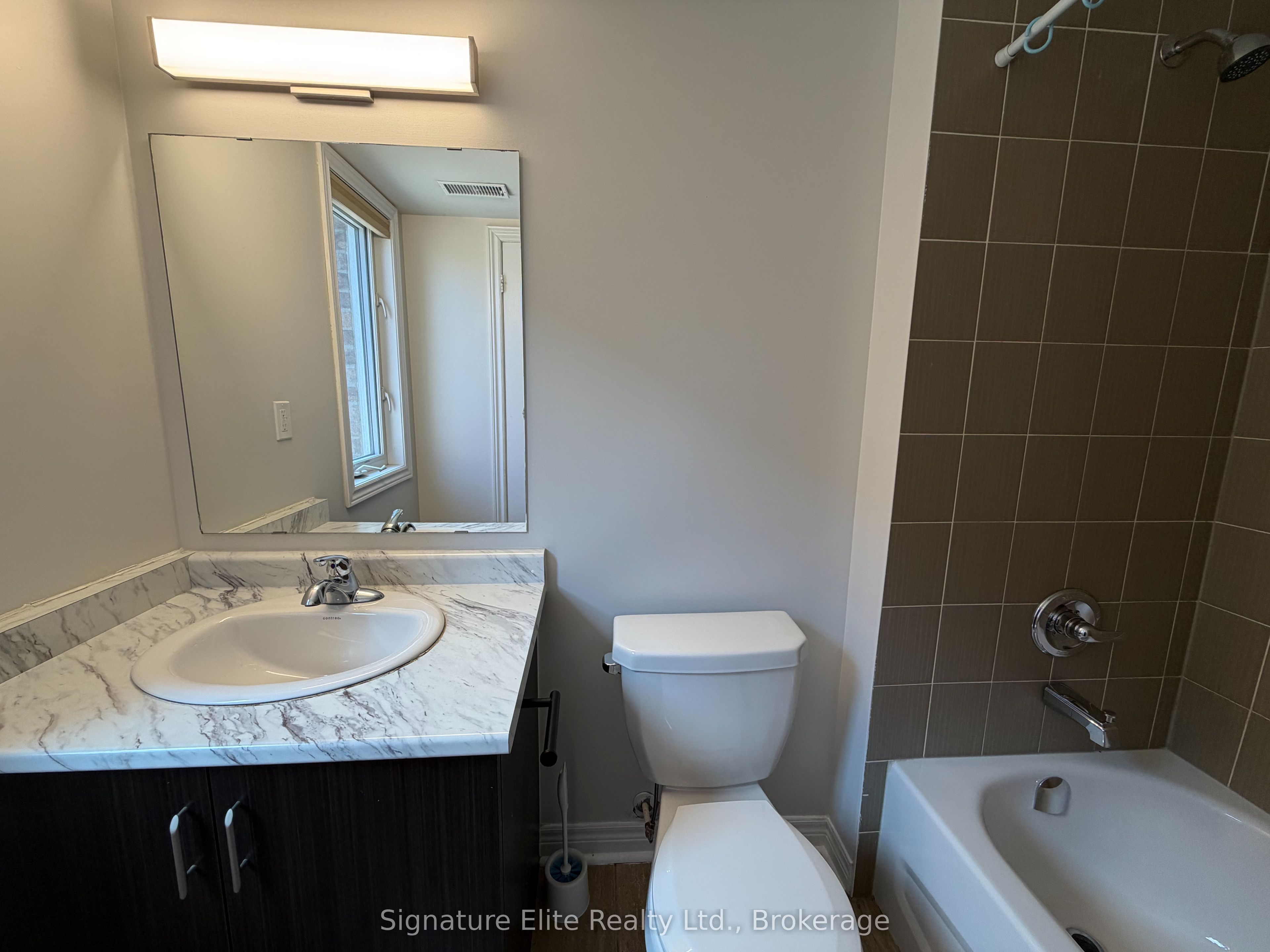 1602 Brandy Court, Pickering, ON L1X 0C8 photo 5